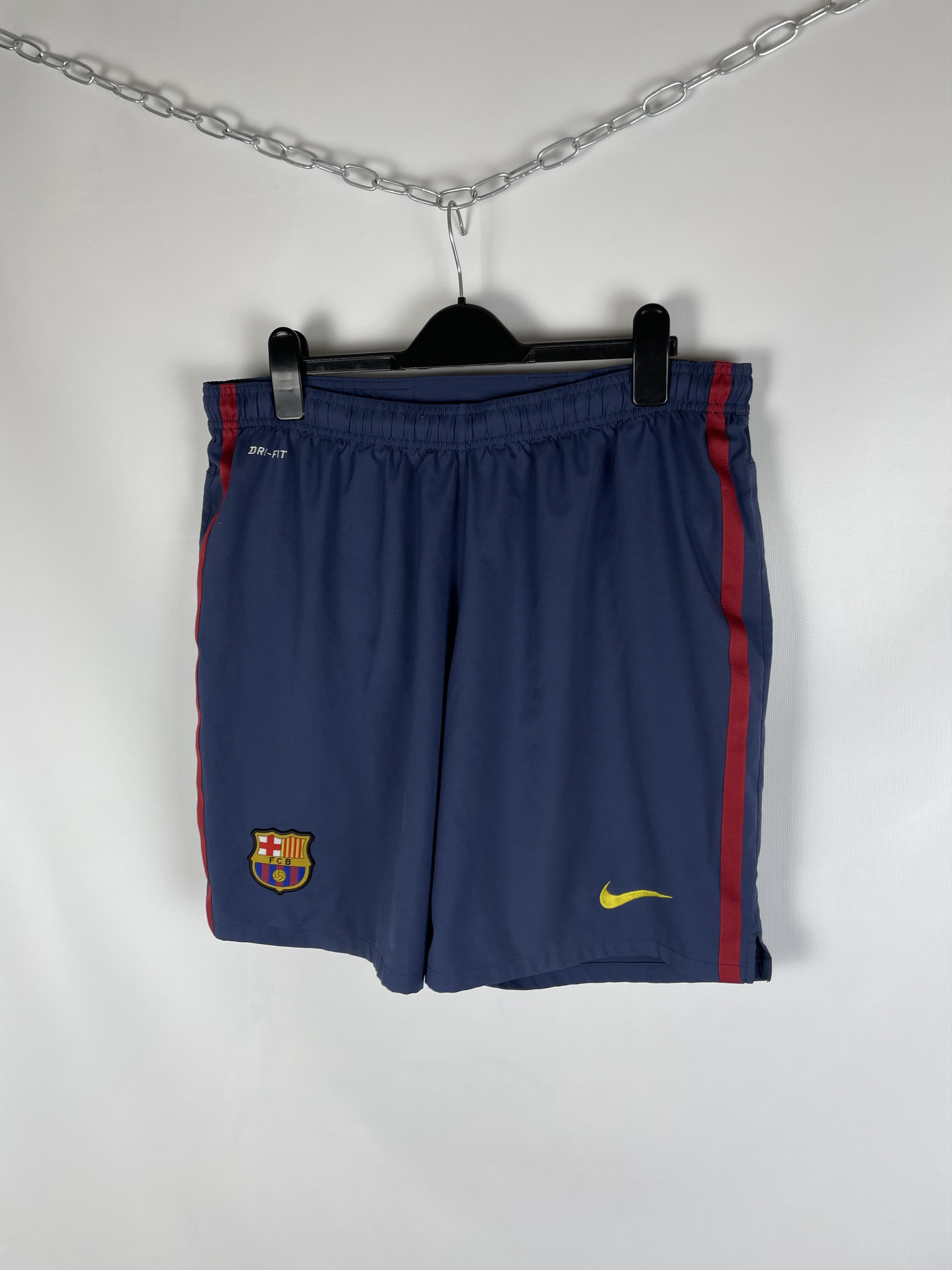 Nike Vintage Nike shorts Barcelona Size US 36 / EU 52 - 3 Thumbnail