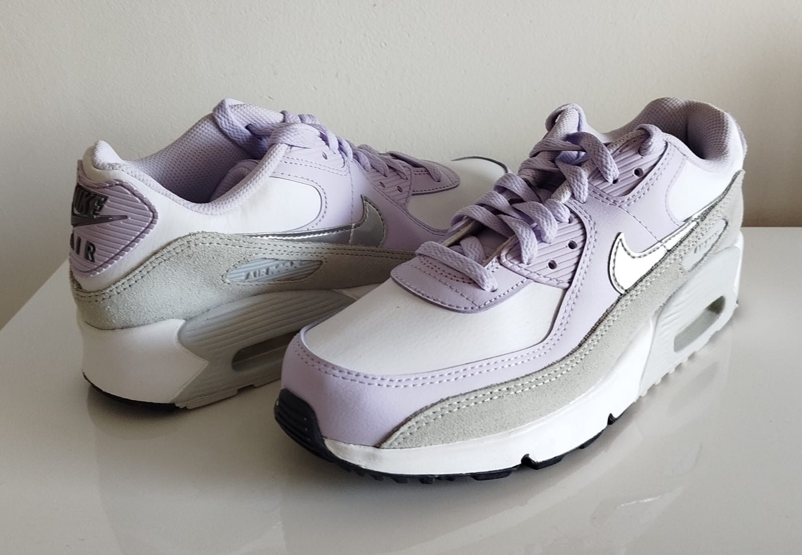 Nike Nike Air Max 90 White Violet Frost (GS) Size US 8.5 / IT 38.5 - 1 Thumbnail