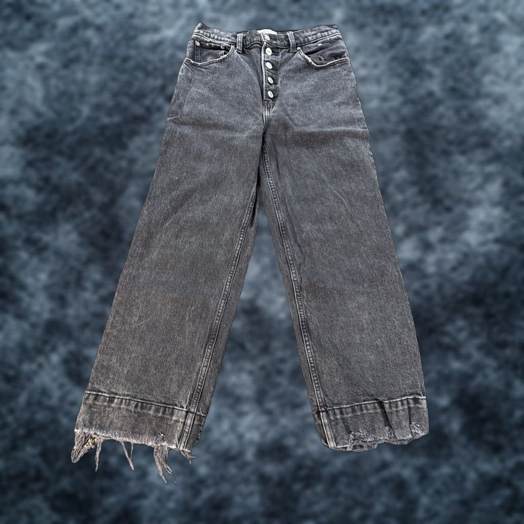 Abercrombie & Fitch Abercrombie & Fitch The Crop Wide Leg Ultra High Rise Black Size 27x25 Jeans Size ONE SIZE - 1 Thumbnail