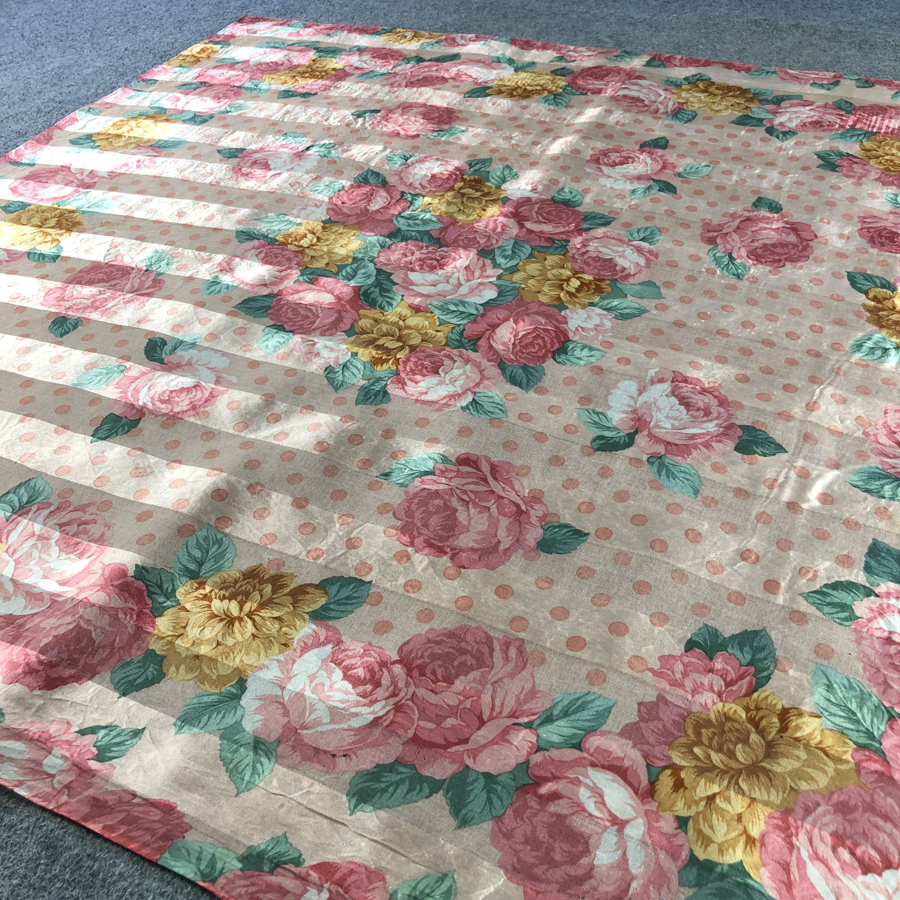 Mario Valentino Mario Valentino Luxury Floral Silk Scarf M1211 Size ONE SIZE - 3 Thumbnail