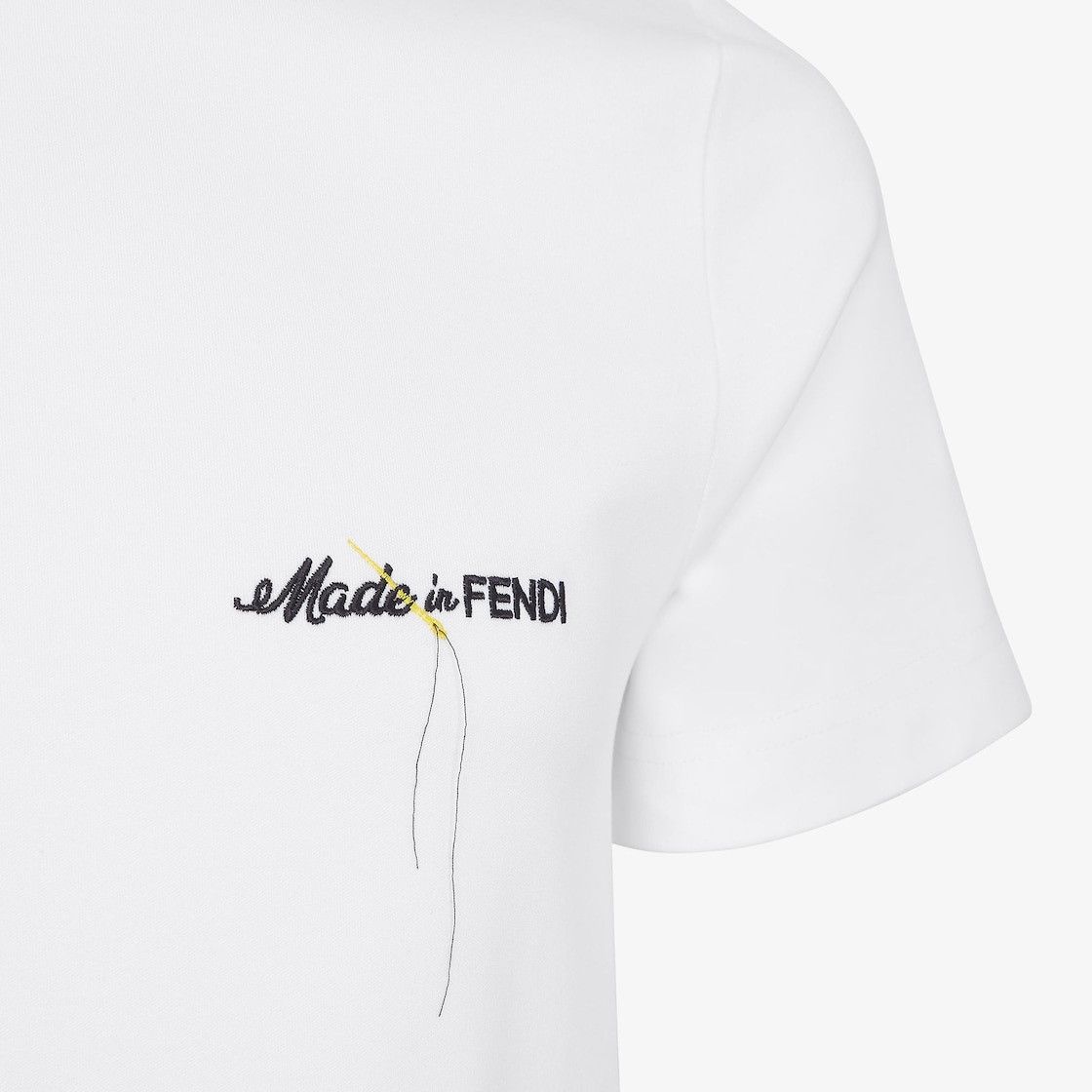 Fendi o1s1wg110525 T- Shirt in White Size US S / EU 44-46 / 1 - 3 Thumbnail