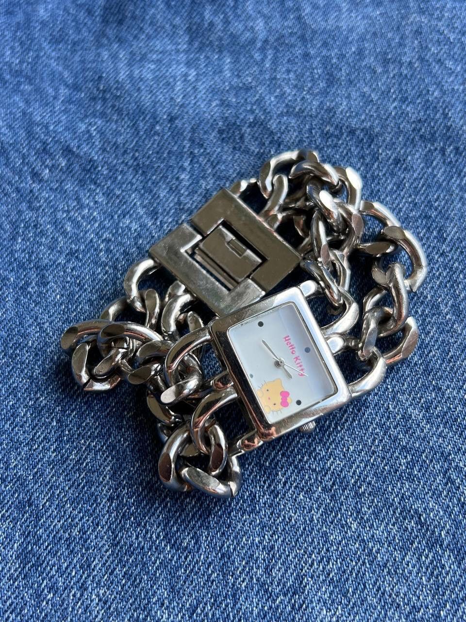Japanese Brand Vintage Japanese style Hello Kitty Watch Futuristic Steel Size ONE SIZE - 4 Thumbnail