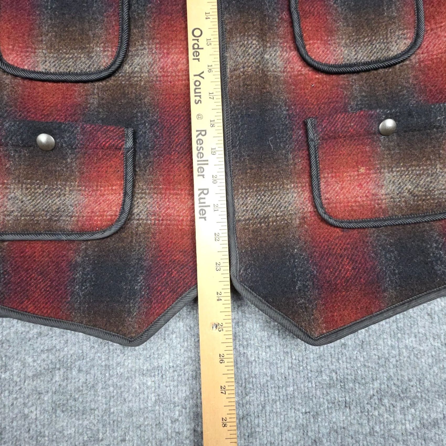 Vintage Woolrich Vest Mens M Plaid Wool Made USA Hunting Outdoor Zip Front Pockets Size US M / EU 48-50 / 2 - 6 Thumbnail
