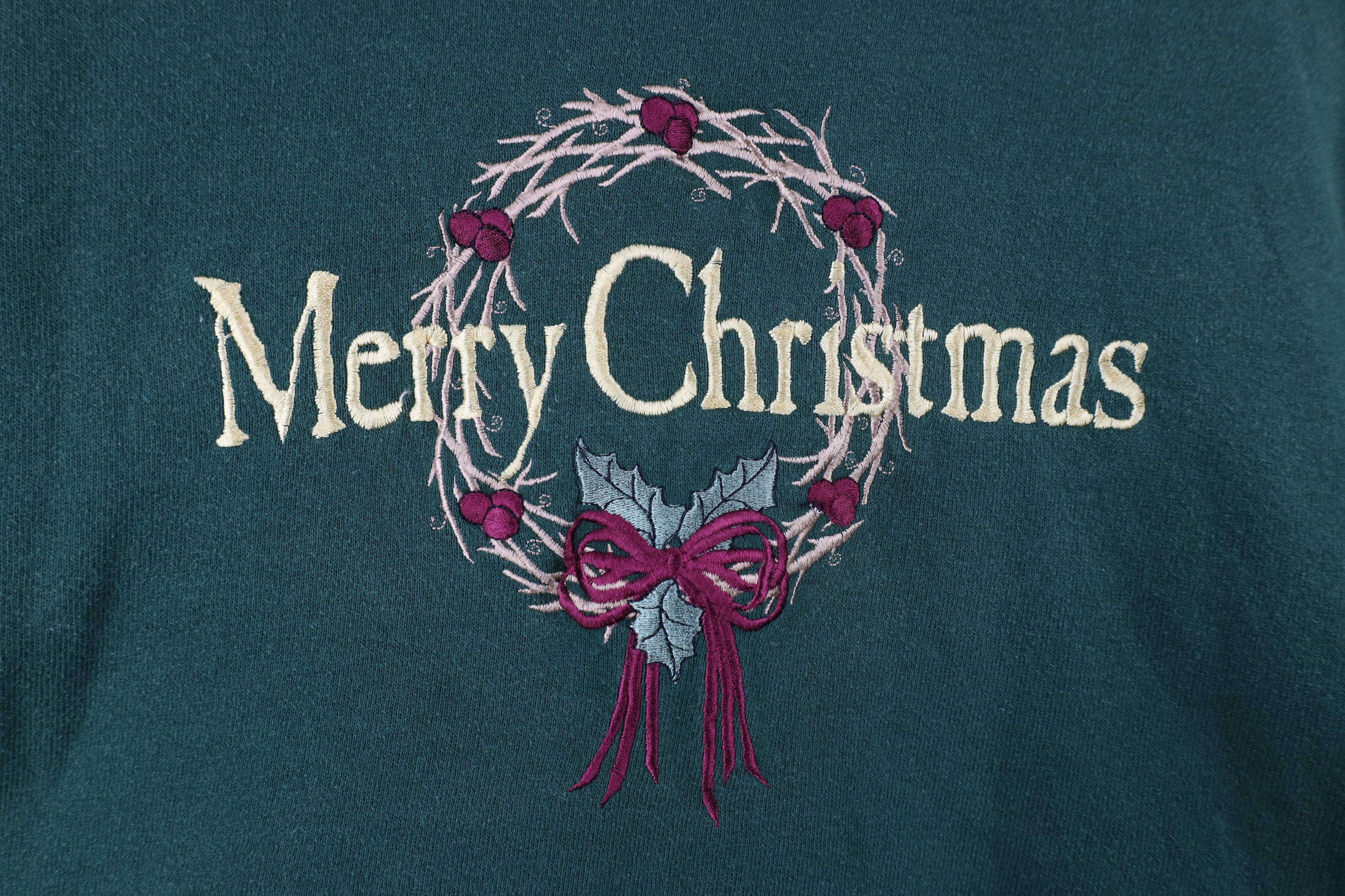 Vintage Vintage 90s Spell Out Merry Christmas Wreath Sweatshirt USA Size L / US 10 / IT 46 - 4 Thumbnail
