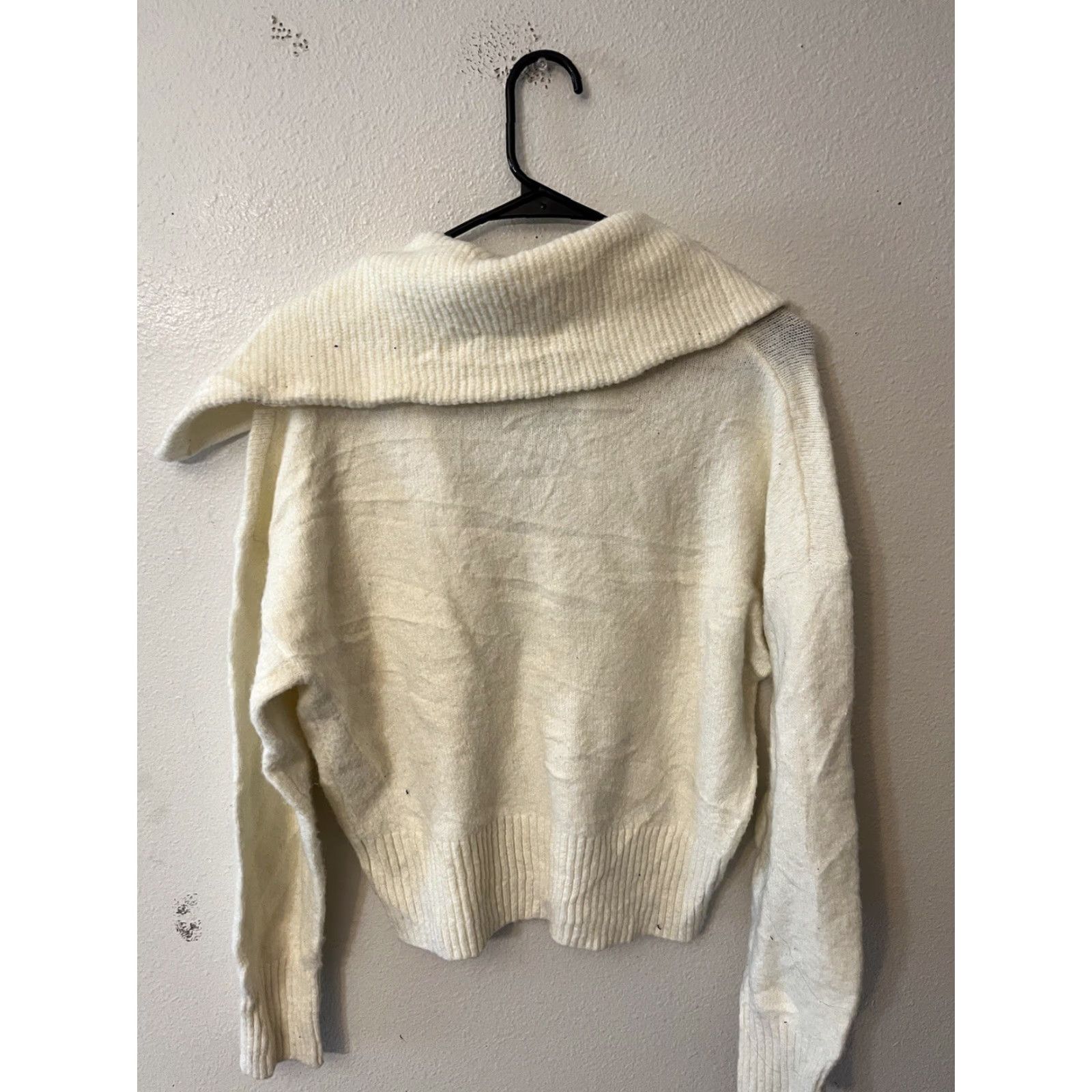Express EXPRESS V-Neck Sweater Pullover Women's Size M Ivory Wool Blend Long Sleeve Size M / US 6-8 / IT 42-44 - 2 Thumbnail
