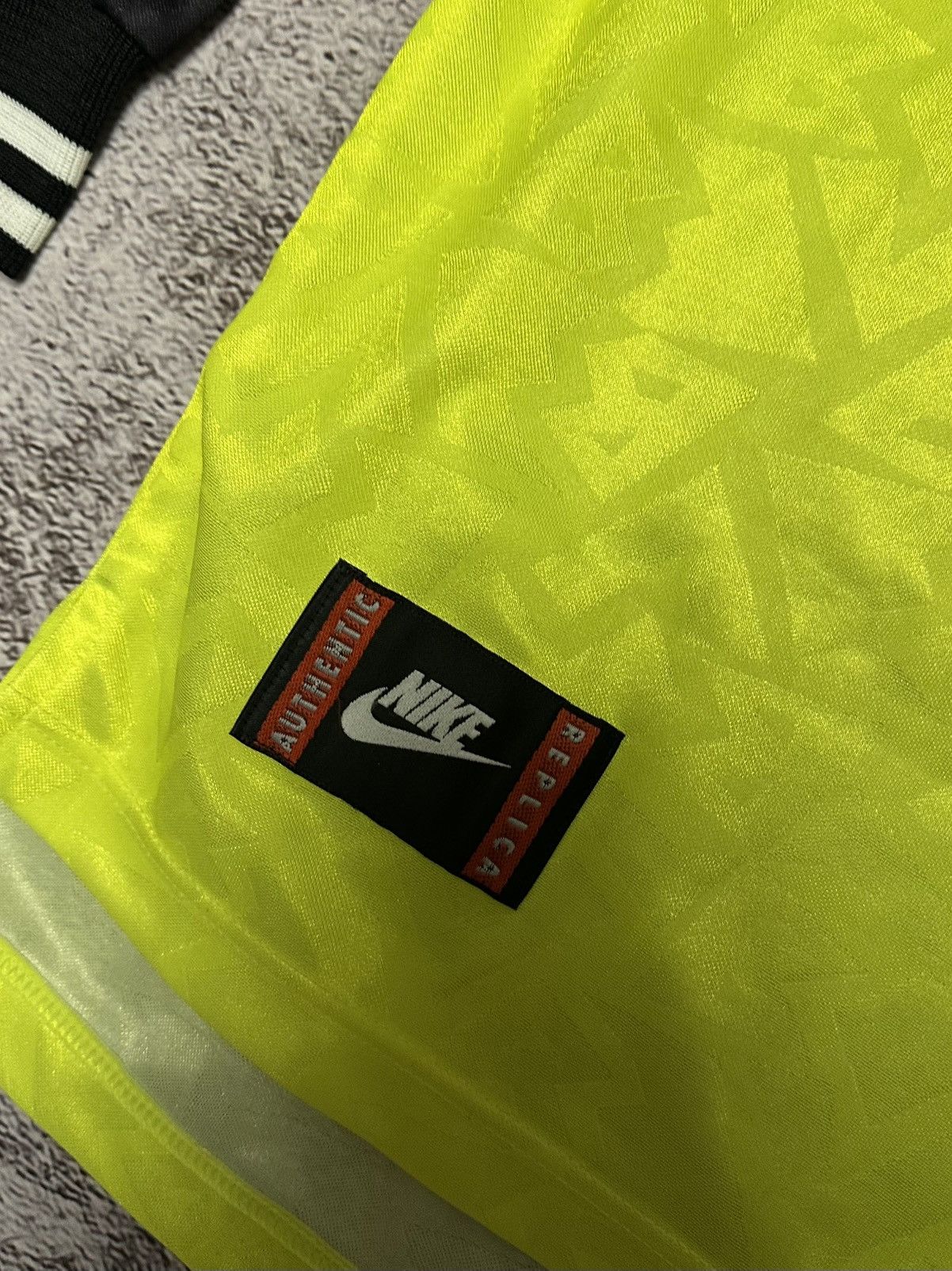 Nike Vintage Nike Borussia Dortmund Chapuisat 9 1995 longsleeve S Size US S / EU 44-46 / 1 - 3 Thumbnail
