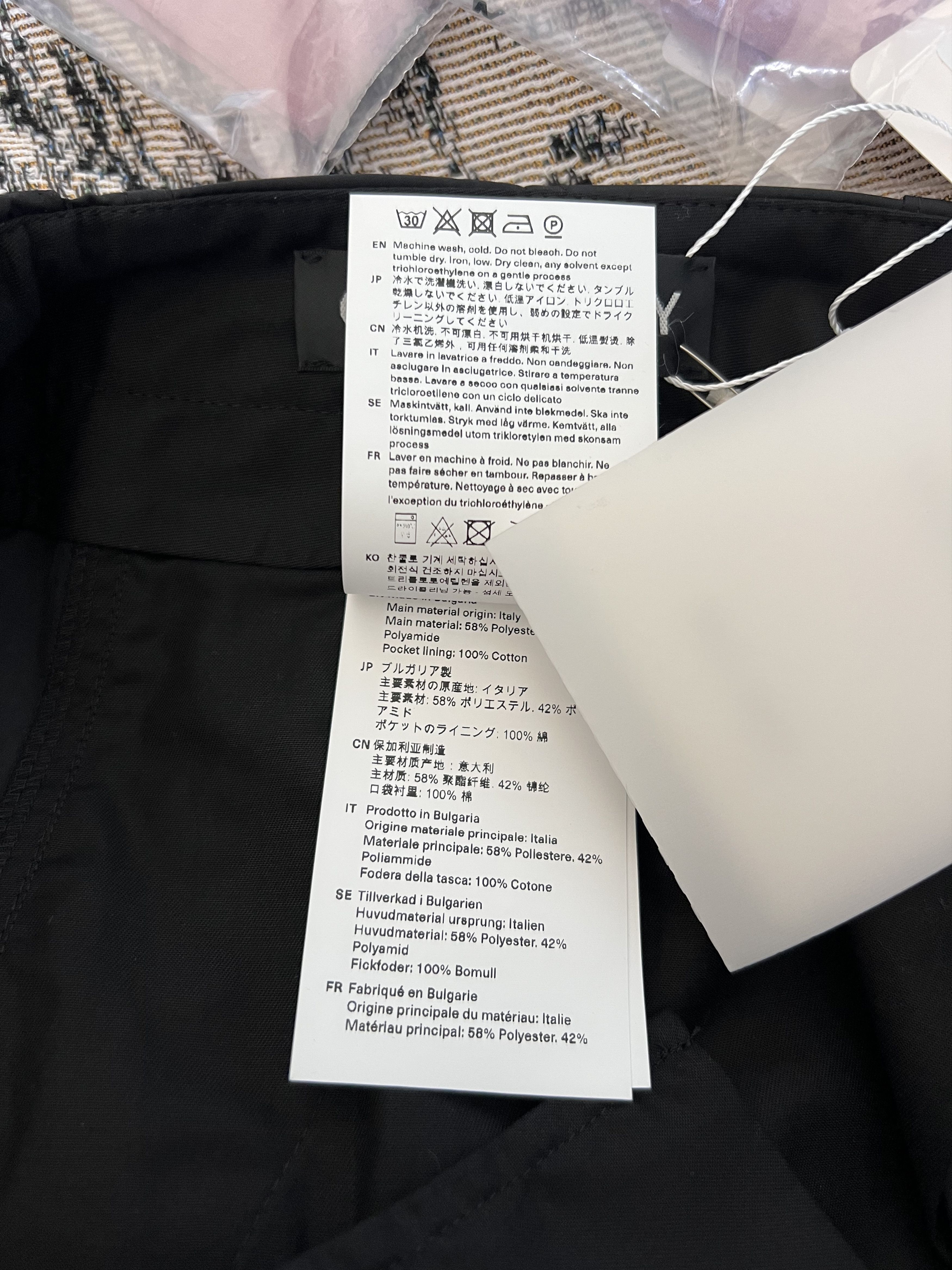 Our Legacy Our Legacy High Gloss Sateen Tactical Cargo Pants in Black Size US 32 / EU 48 - 8 Thumbnail