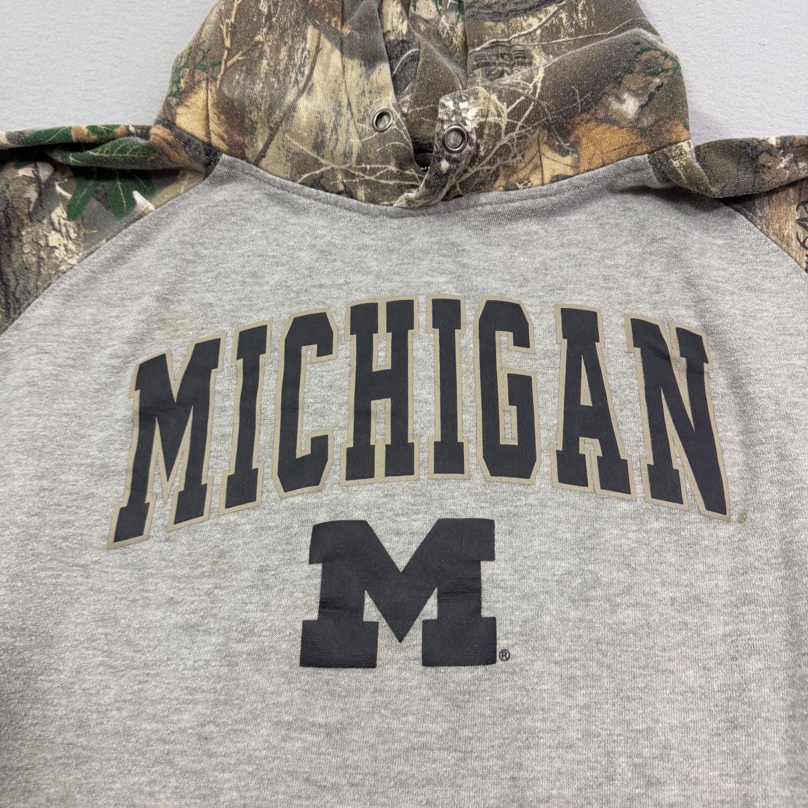 Vintage Vintage Michigan Wolverines Hoodie Men's 2XL Gray Camouflage Size US XXL / EU 58 / 5 - 3 Thumbnail
