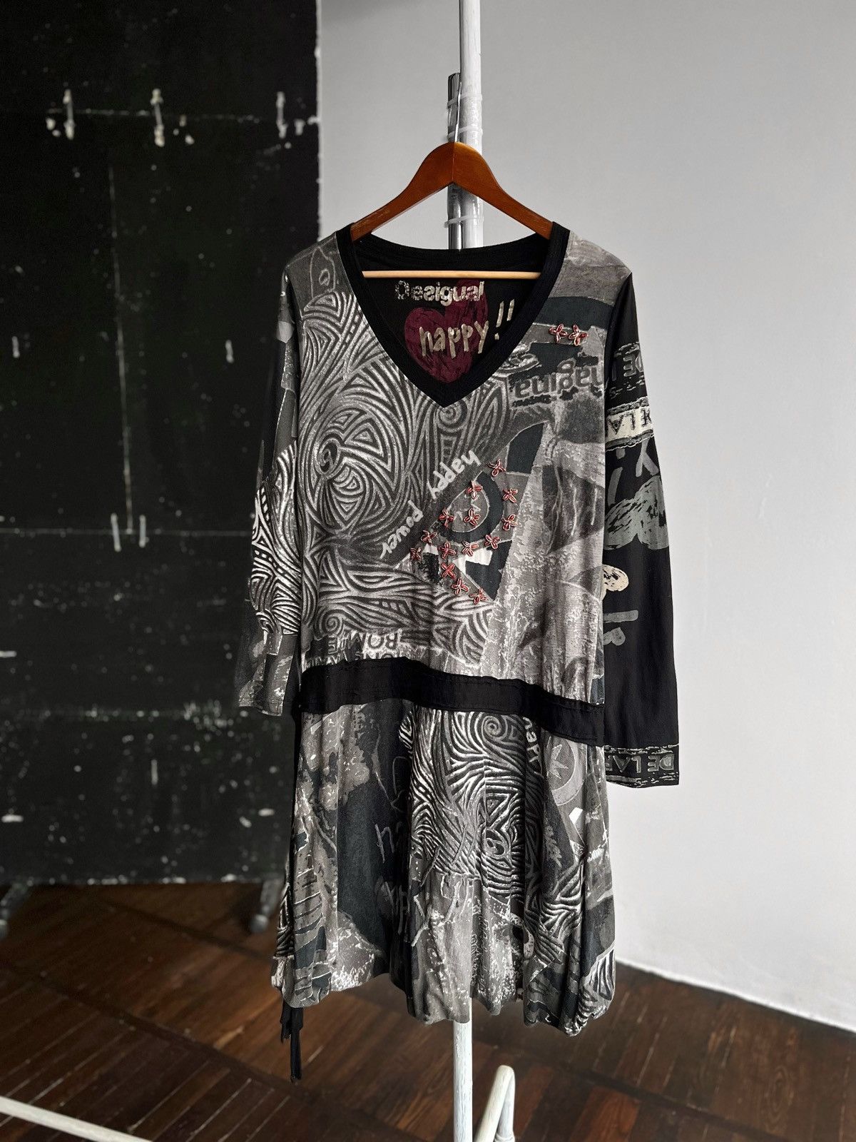 Designer × Desigual Desigual Womens Pop Art Graphic Print LS Drop Waist Dress Size XL / US 12-14 / IT 48-50 - 1 Thumbnail