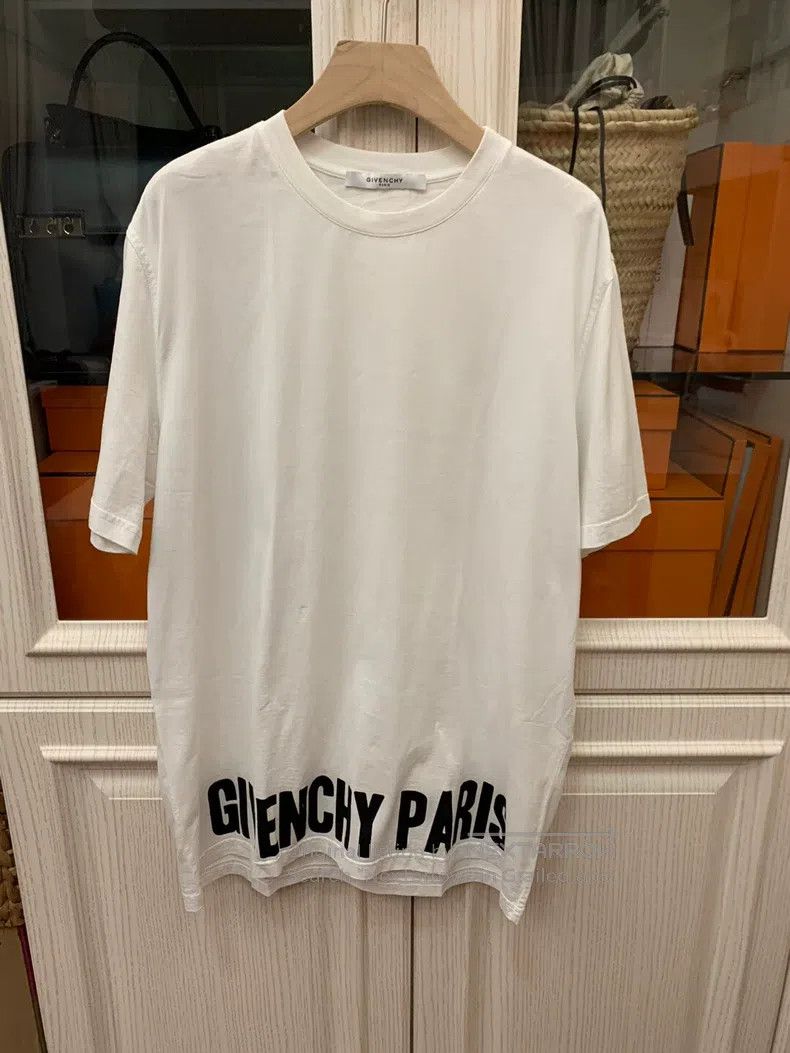 Givenchy Givenchy Oversized T-Shirt Size US S / EU 44-46 / 1 - 1 Thumbnail