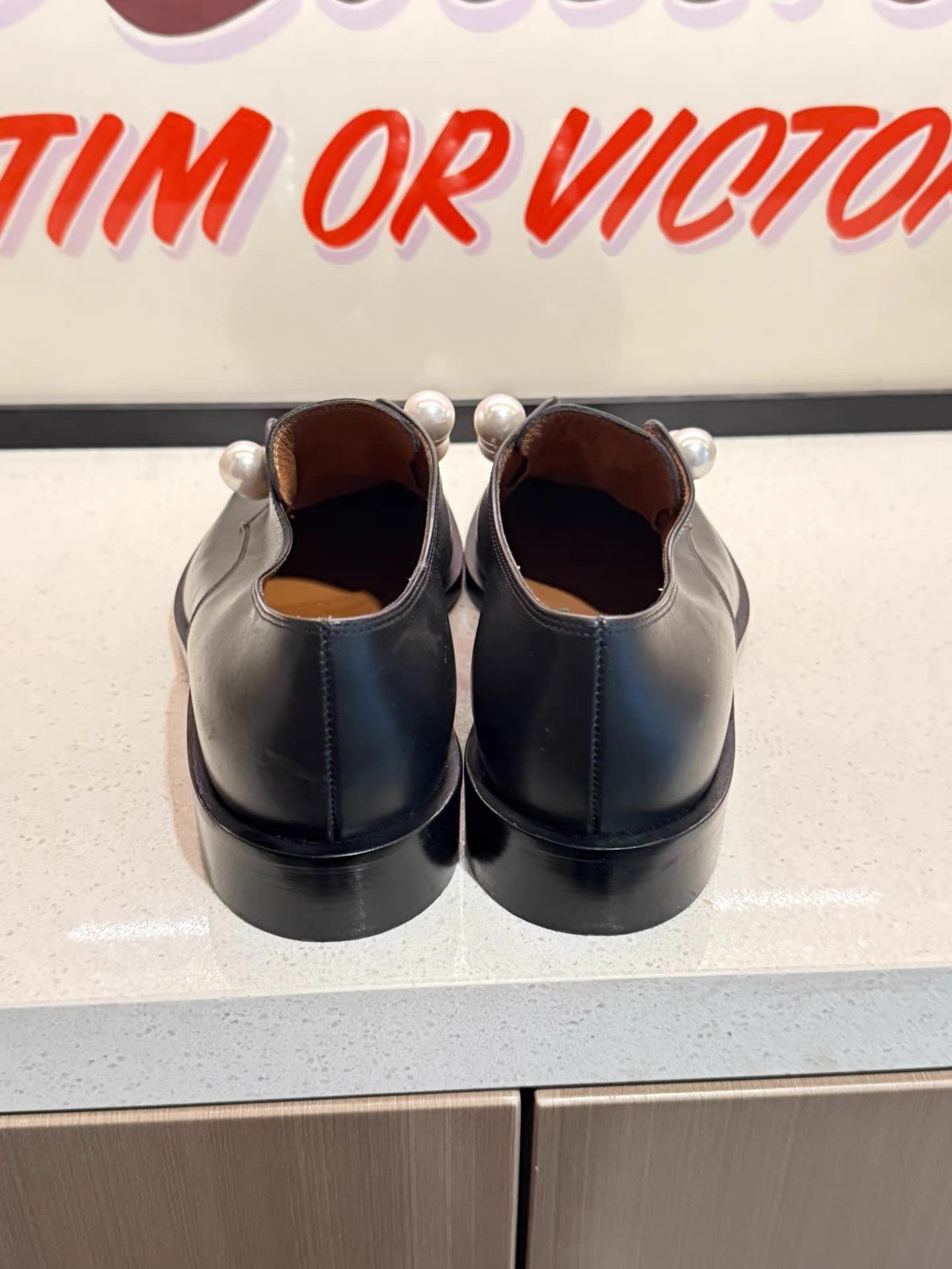 Givenchy Givenchy Black Pearl Loafers Ｑ20 Size US 5 / EU 37 - 4 Thumbnail