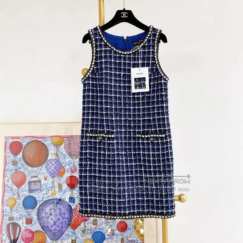 Chanel Chanel Sleeveless Blue Tweed Dress S Size . Size S / US 4 / IT 40 - 1 Thumbnail