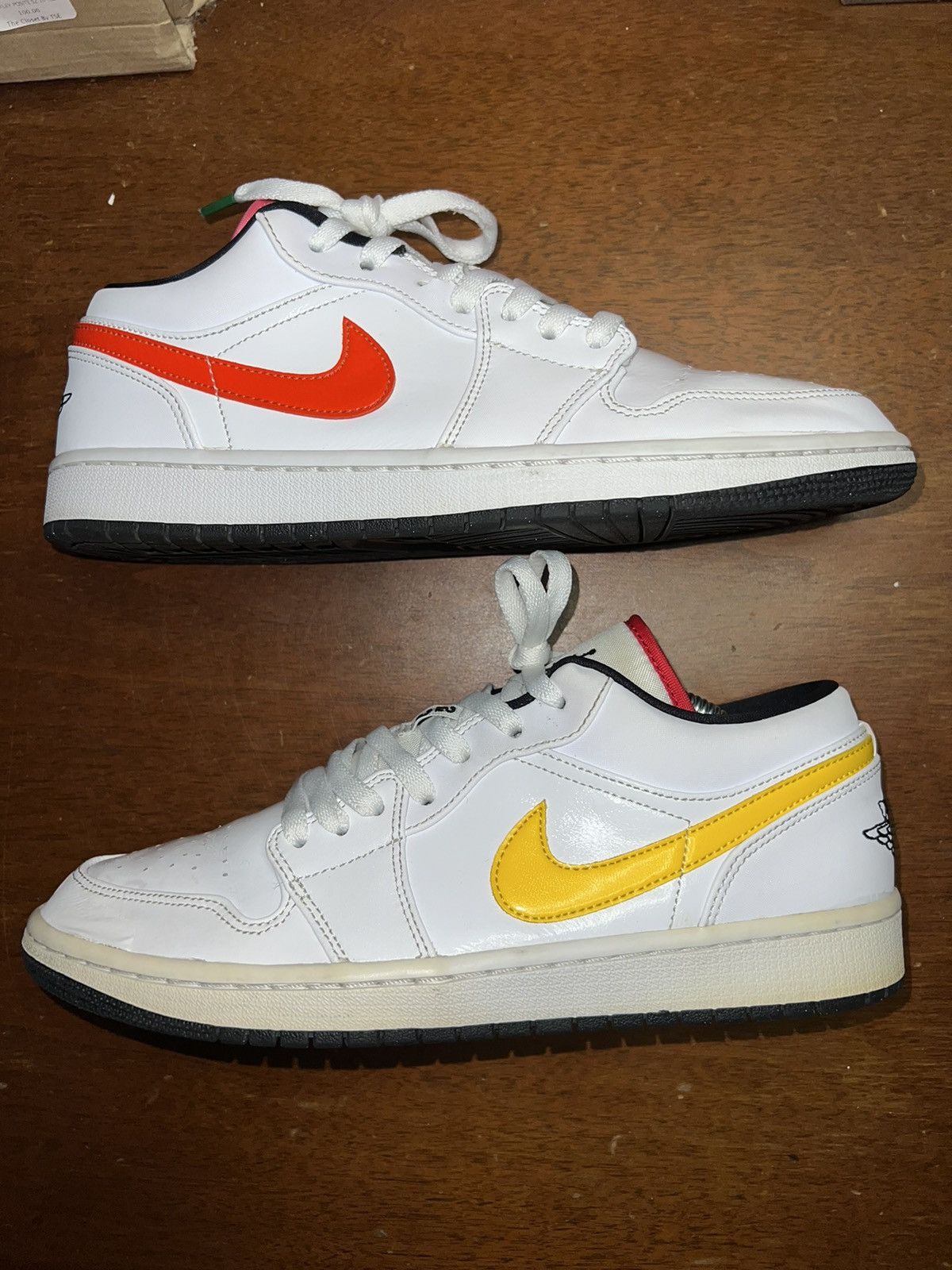 Air jordan 1 low multicolor outlet swoosh