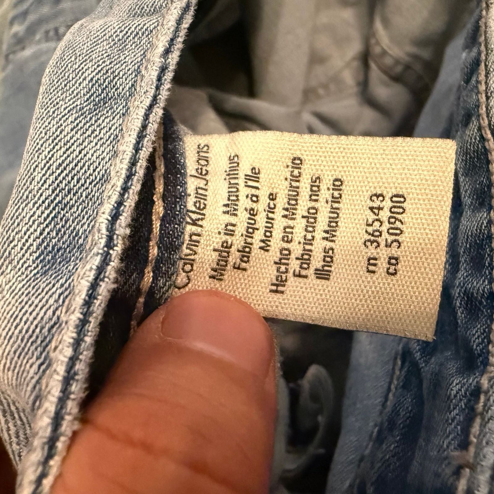 Calvin Klein Calvin Klein Men's Jeans Light Wash Denim Straight Leg 33x30 Size US 33 - 7 Thumbnail