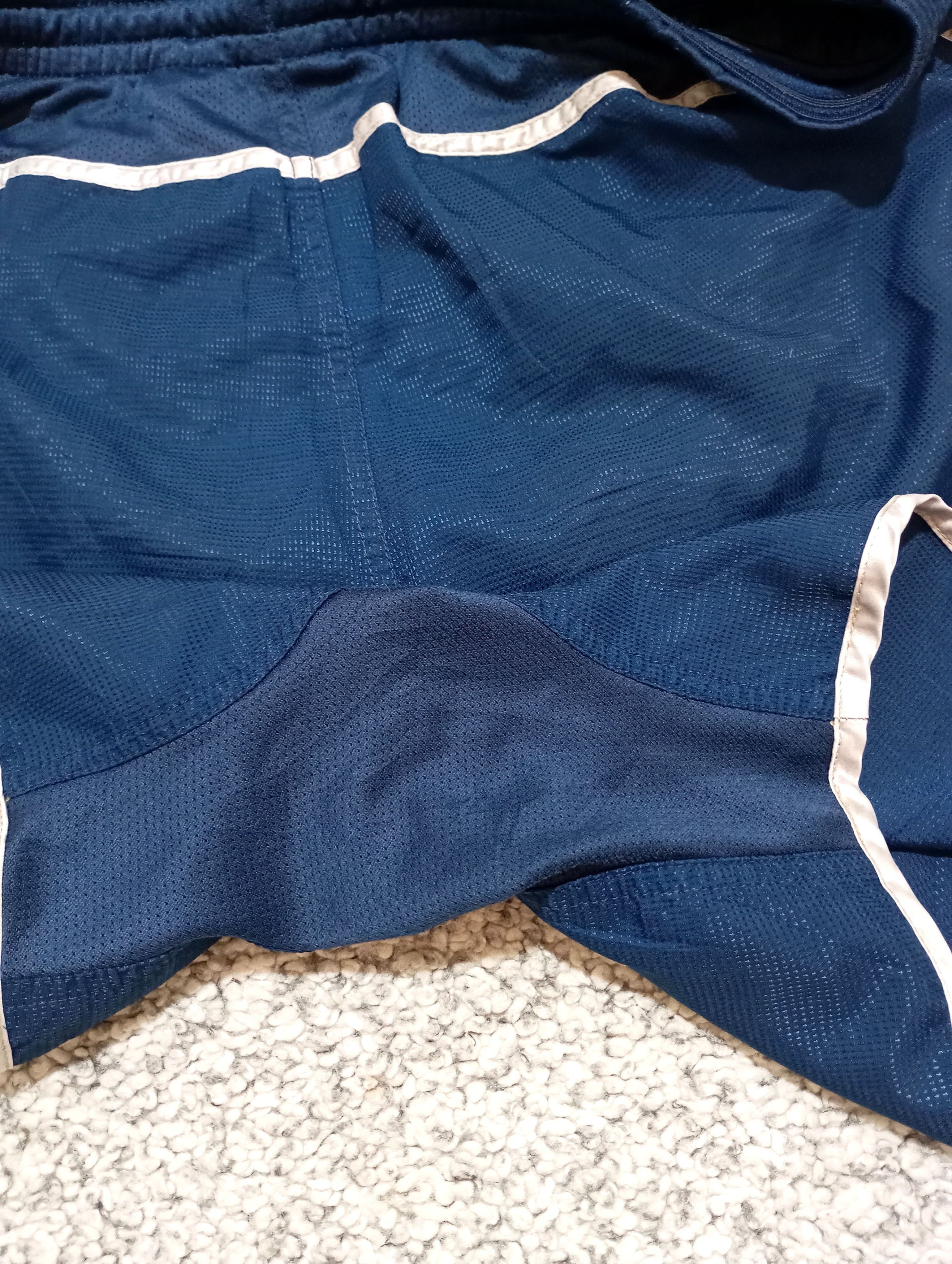 Nike Vintage Nike FC Barcelona Football Soccer Shorts Size US 36 / EU 52 - 9 Thumbnail