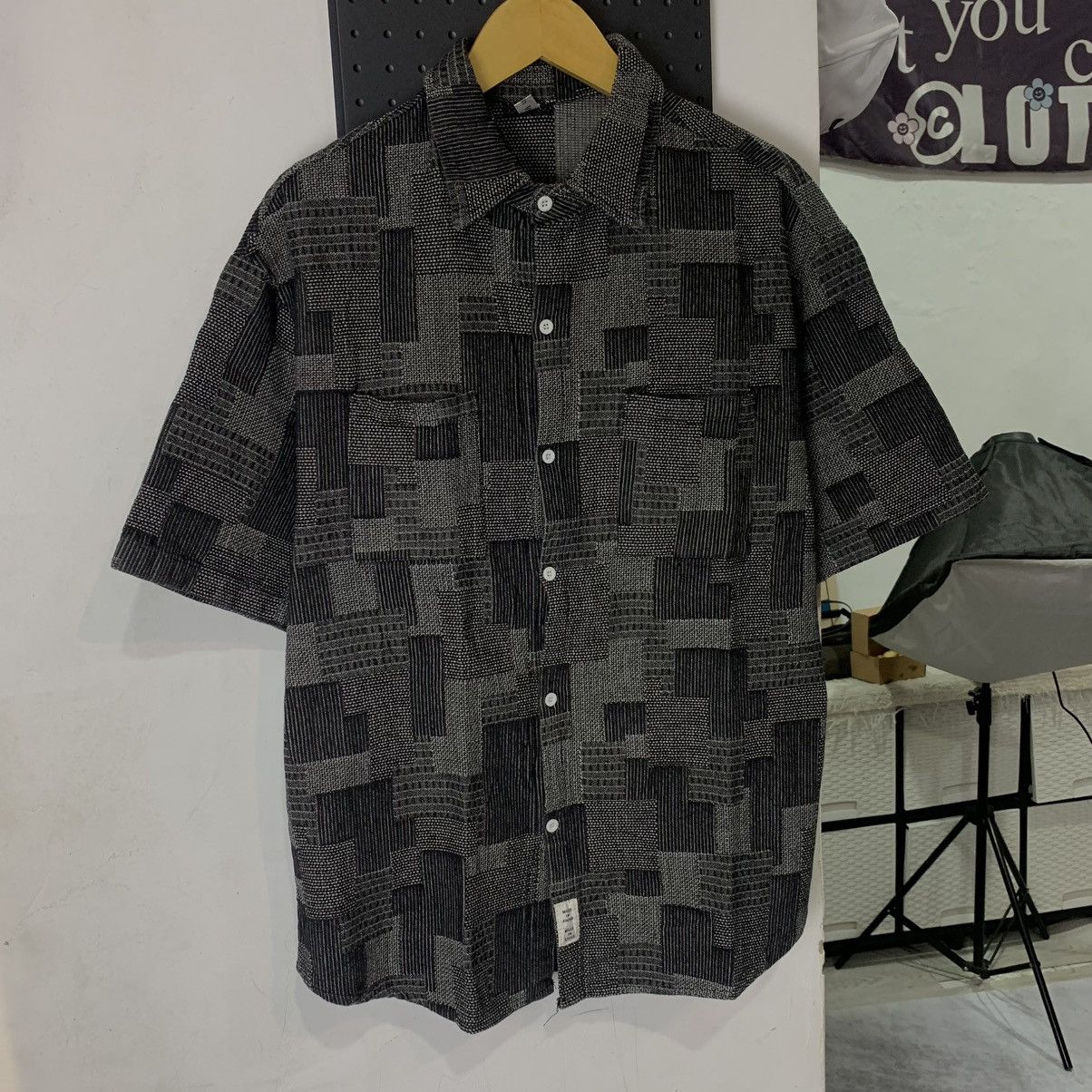 Japanese Brand Pattern patchwork grey black shortsleeve shirt Size US L / EU 52-54 / 3 - 2 Thumbnail