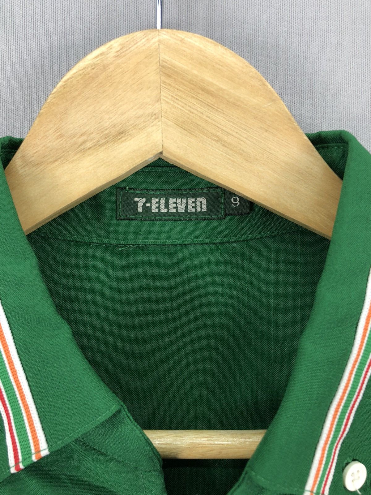 Japanese Brand × Vintage Vintage 90's Workers 7-Eleven Logo Shirt Size US S / EU 44-46 / 1 - 7 Thumbnail