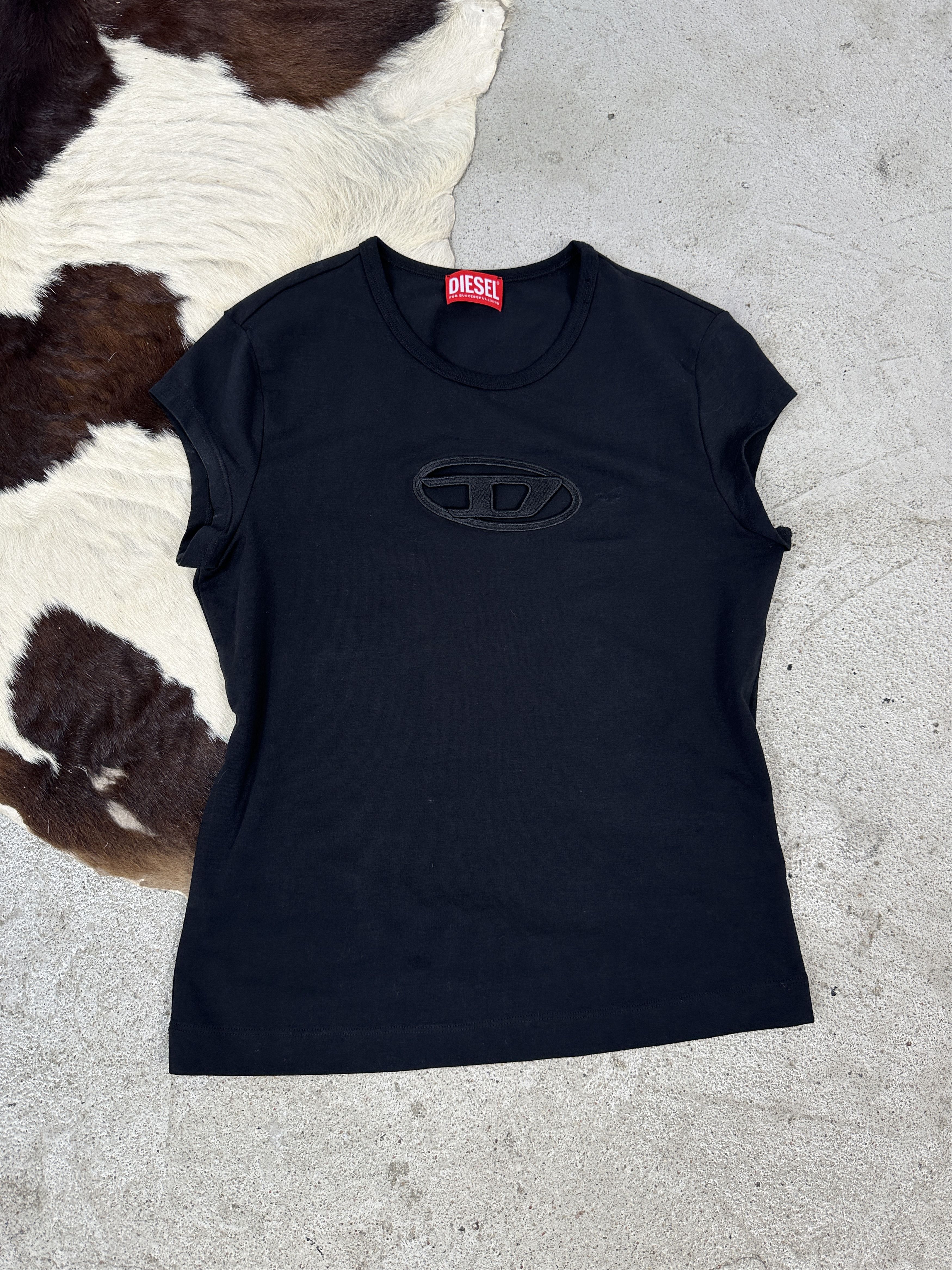 Diesel × Vintage Vintage Y2K Diesel Cut Out Logo T-shirt Size S / US 4 / IT 40 - 1 Thumbnail