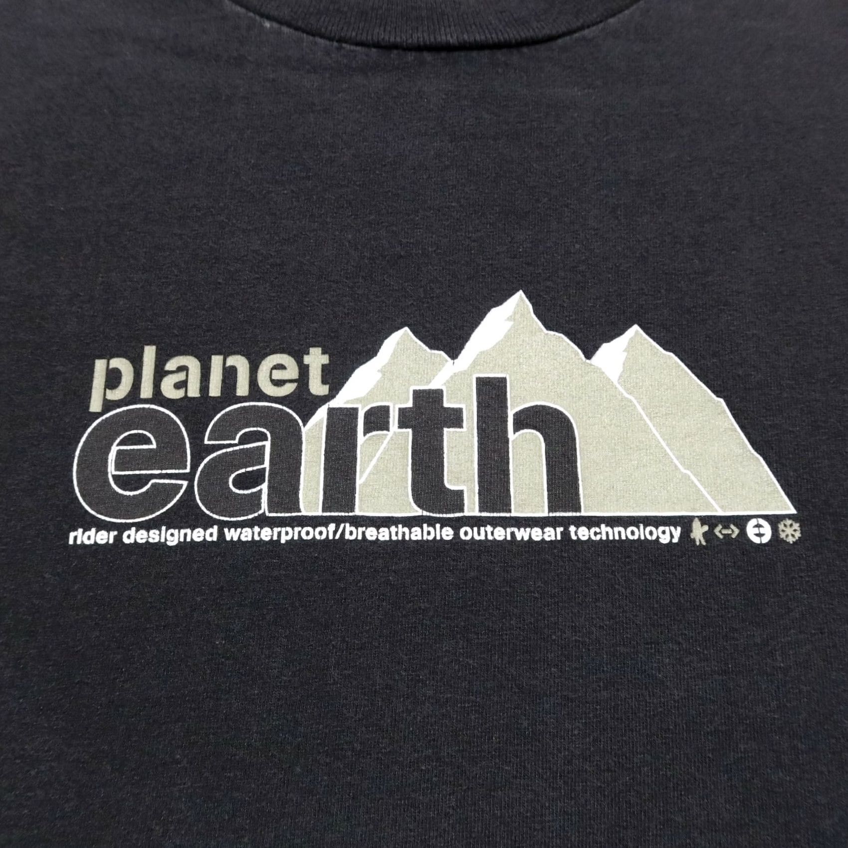 Vintage Vintage Planet Earth Shirt 90s Skateboard Size S Black Mens Shirt Size US S / EU 44-46 / 1 - 3 Thumbnail