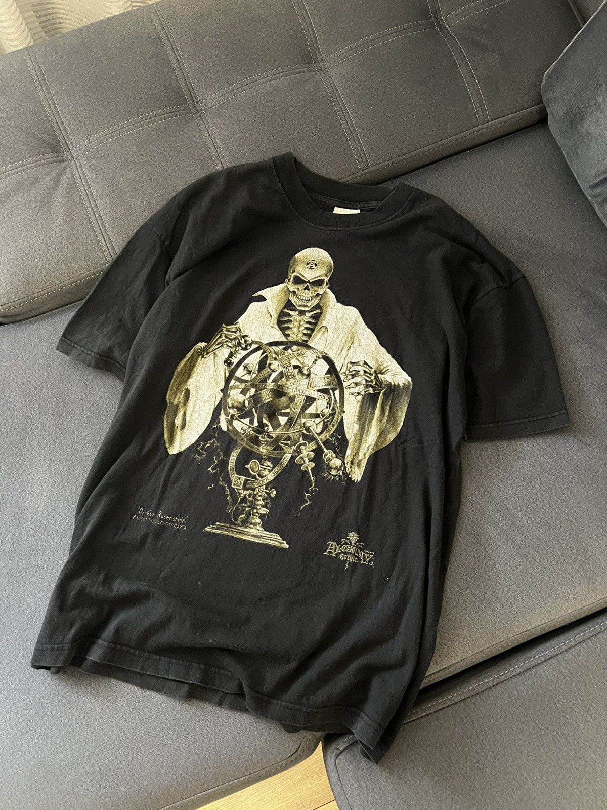 Band Tees Vintage 90s Alchemy Skeleton Graphic T-Shirt Screen Stars Size US XL / EU 56 / 4 - 2 Thumbnail