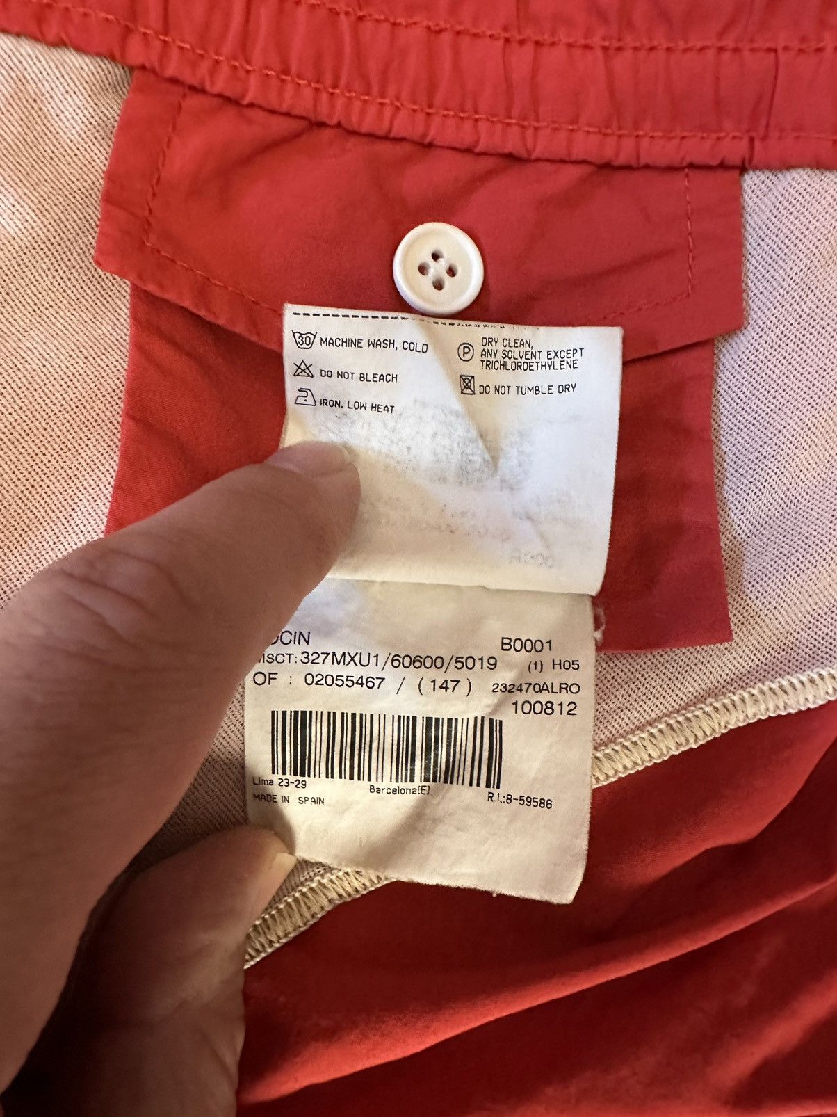 Burberry Burberry shorts size 2XL red vintage Size US 42 / EU 58 - 8 Thumbnail