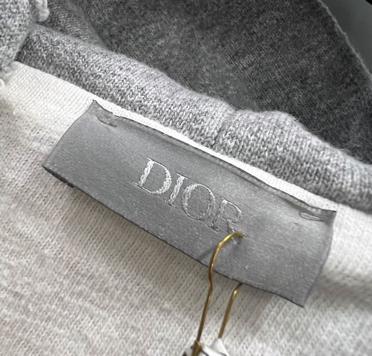 Dior Dior grey mini logo distressed hoodie J41 Size US M / EU 48-50 / 2 - 3 Thumbnail
