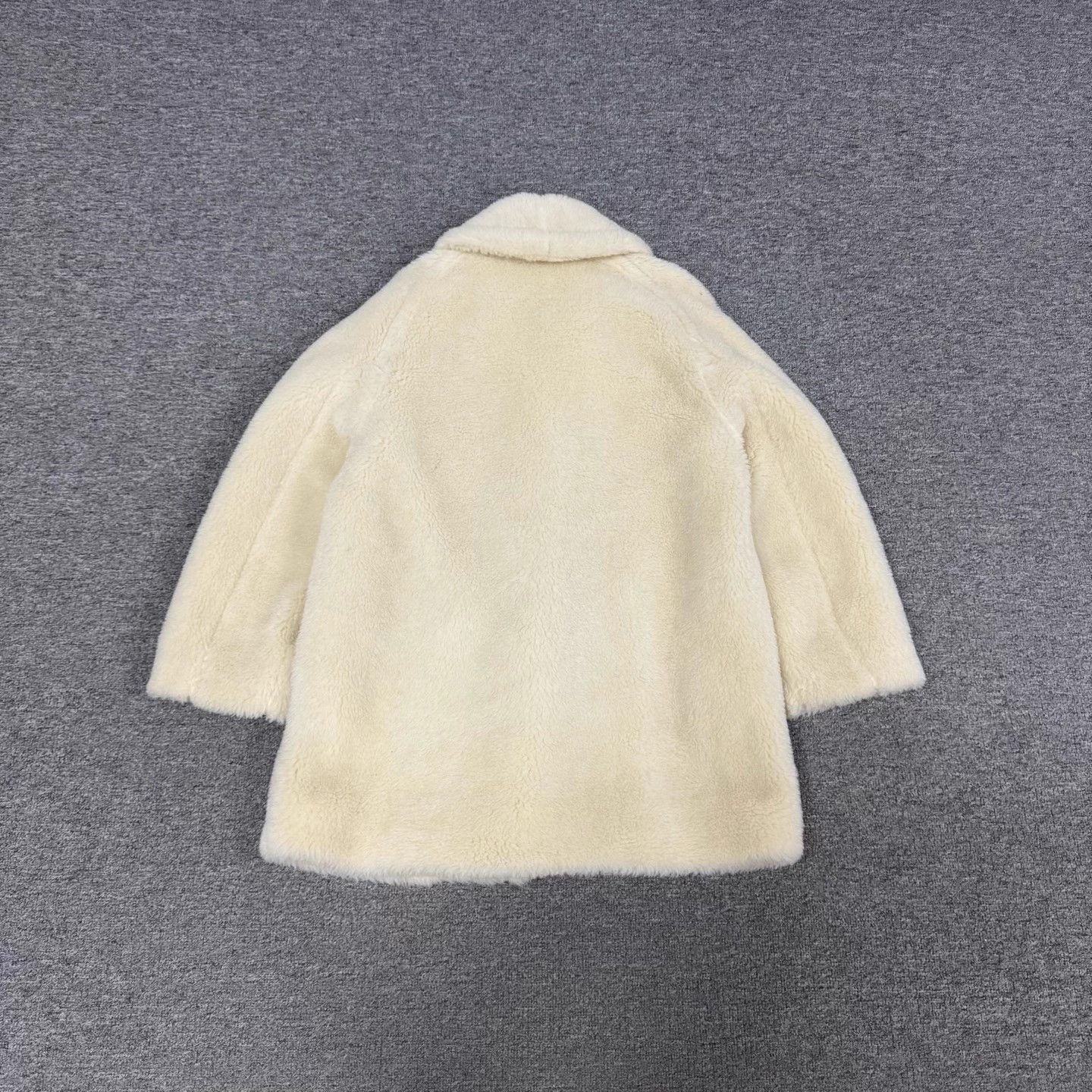 Max Mara Max Mara Teddy Coat Cream 38 99 New Size S / US 4 / IT 40 - 2 Thumbnail