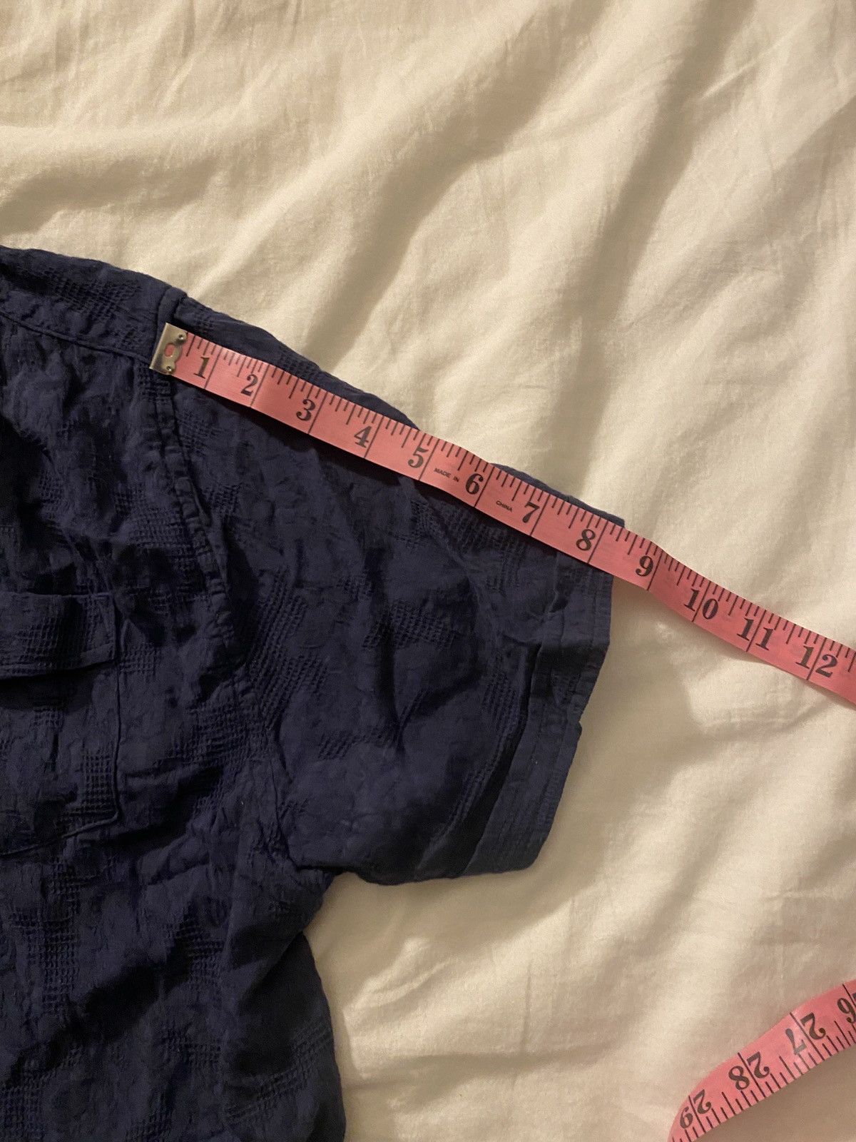 Descendant of Thieves Descendant of Thieves Short Sleeve Blue Button Up Size US S / EU 44-46 / 1 - 8 Thumbnail