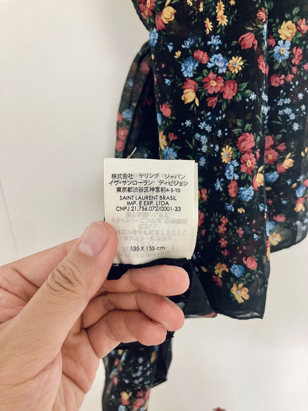 Saint Laurent Paris SAINT LAURENT PARIS BY HEDI SLIMANE 16AW FLORAL SILK SCARF Size ONE SIZE - 6 Thumbnail