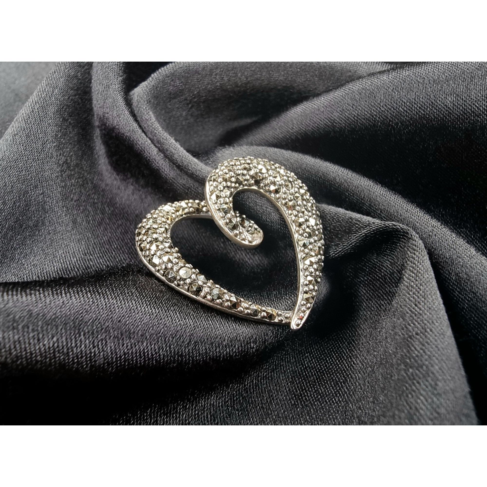 Vintage Vintage 925 Sterling Silver Marcasite Heart Brooch Pin Elega Size ONE SIZE - 2 Thumbnail