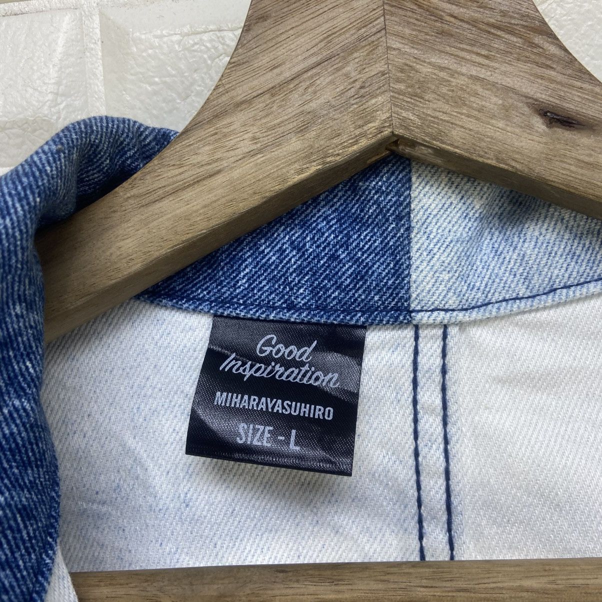 GU × Maison MIHARA YASUHIRO 🔥Miharayasuhiro Two-Tone Trucker Denim Jacket Size US M / EU 48-50 / 2 - 22 Thumbnail