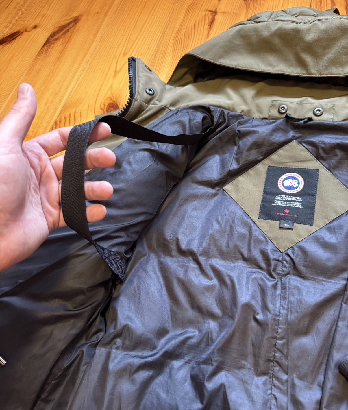 Canada Goose Canada Goose Padded Down Women’s Jacket Green Parka Size S Size S / US 4 / IT 40 - 12 Thumbnail