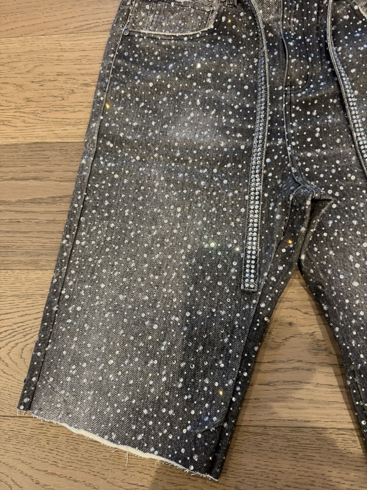 Birth of Royal Child Birth of Royal Child Swarovski Denim Cut-Off Shorts Size US 36 / EU 52 - 7 Thumbnail