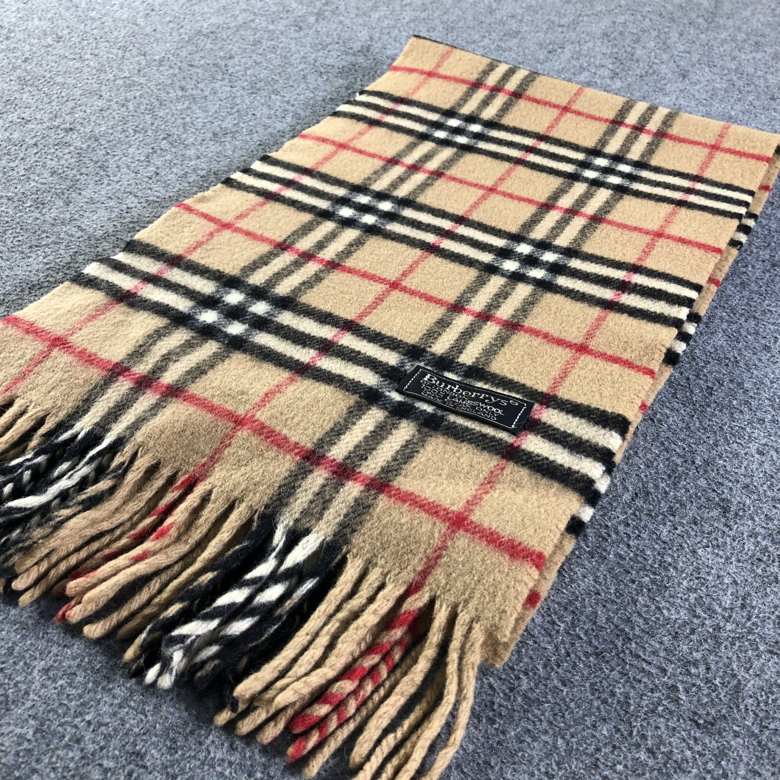 Burberry Burberrys Scarf / Muffler / Neckwear Size ONE SIZE - 4 Thumbnail