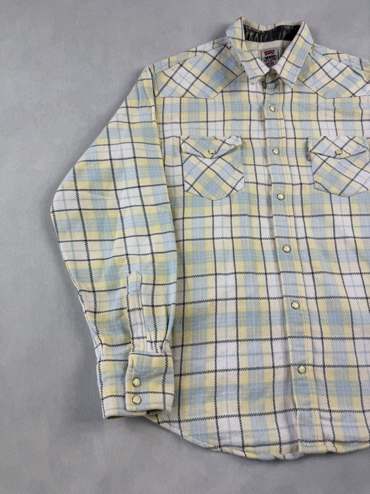 Levi's Unique Levi's Vintage 1996 White Tab Rare Shirt Size US L / EU 52-54 / 3 - 3 Thumbnail