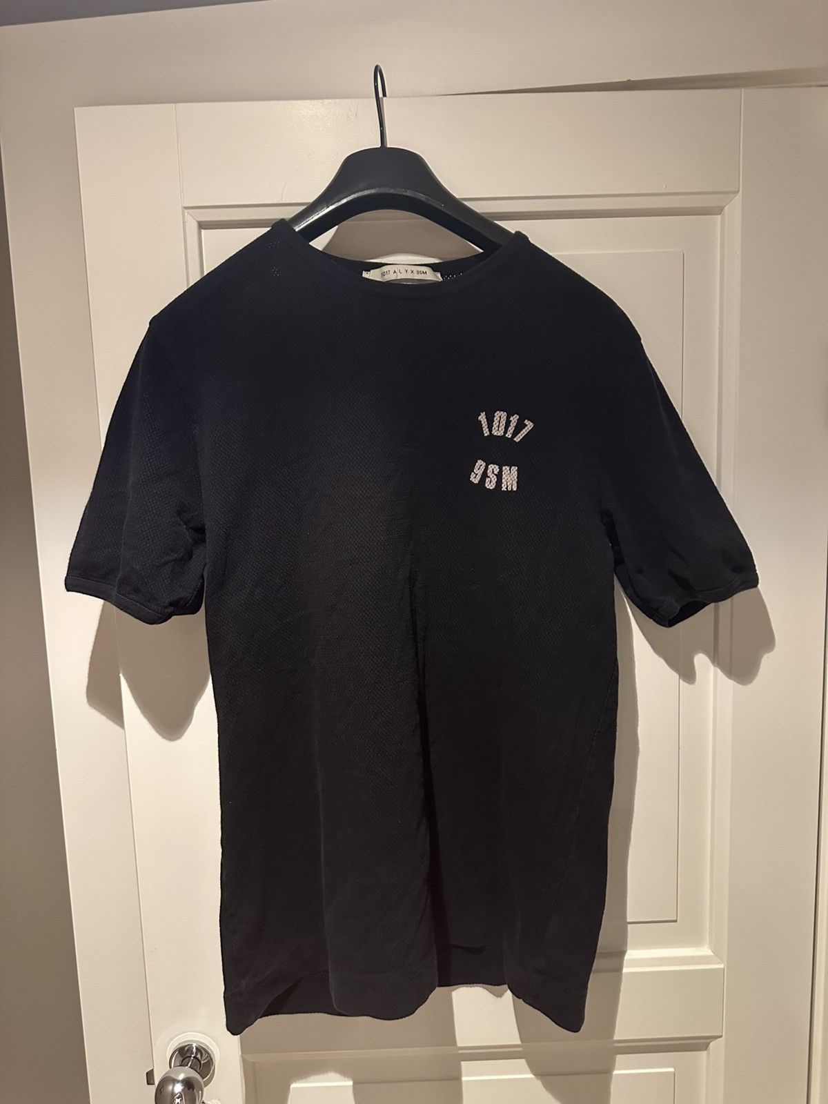 1017 ALYX 9SM Alyx mesh t-shirt Size US XL / EU 56 / 4 - 2 Thumbnail