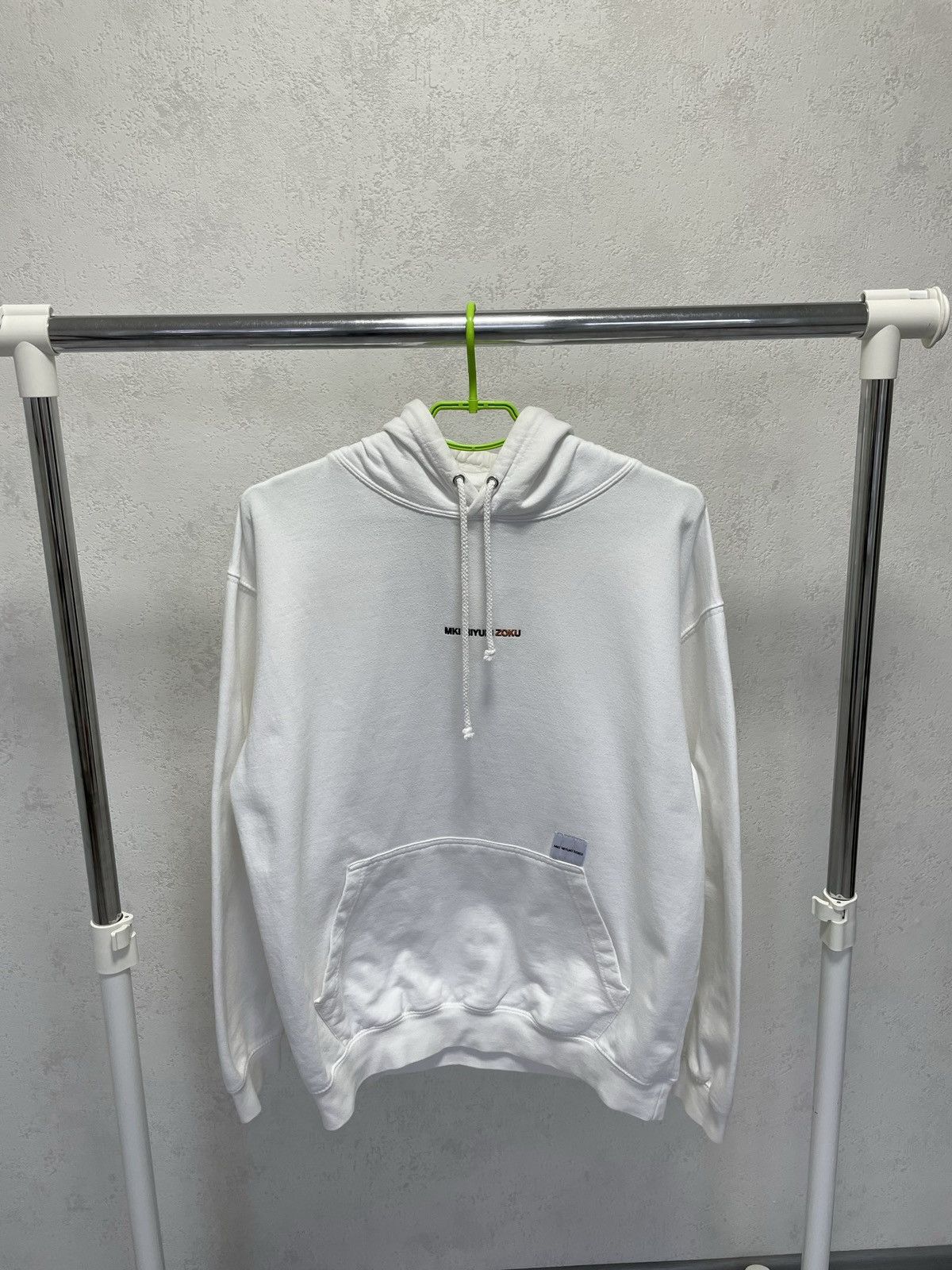 Japanese Brand × Mki Miyuki Zoku × Vintage MKI Miyuki Zoku Japanese Brand White Hoodie Center Logo Size US L / EU 52-54 / 3 - 1 Thumbnail