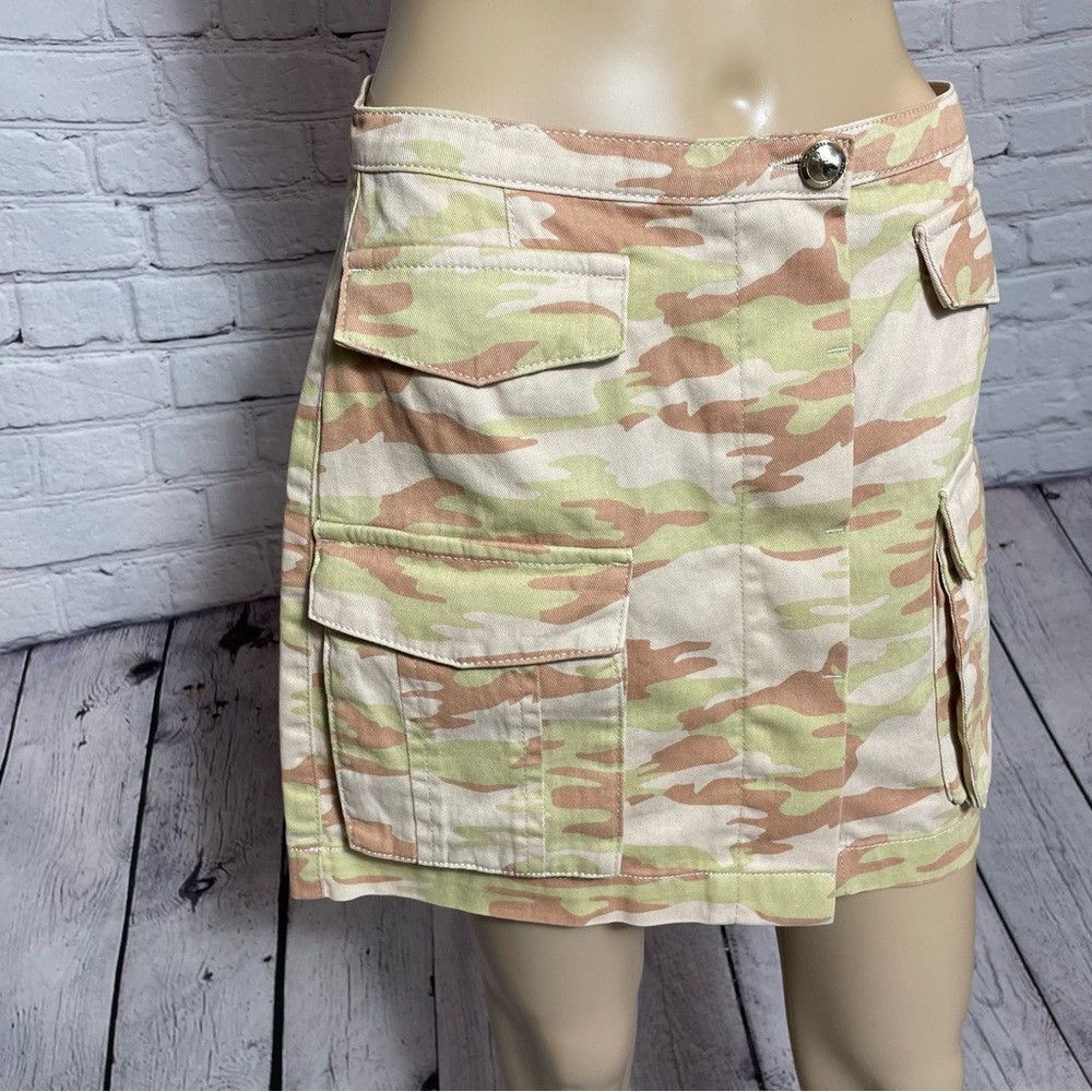 Patrizia Pepe NWT New $232 Patrizia Pepe Camouflage Denim Mini Skirt Size Size 30" / US 8 / IT 44 - 5 Thumbnail