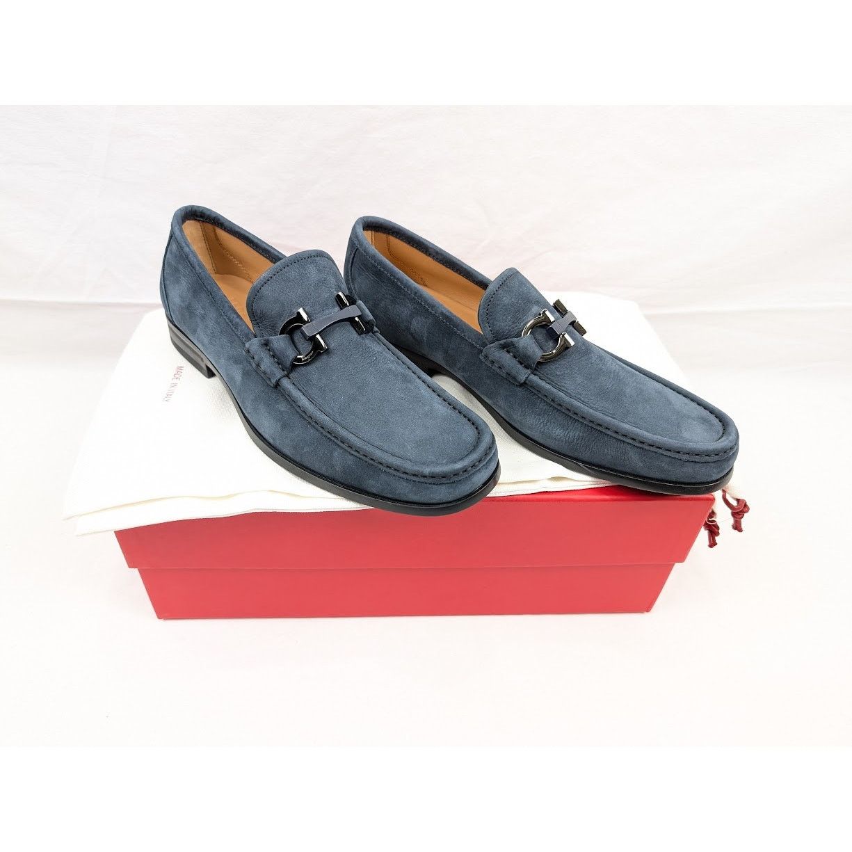 Salvatore Ferragamo o1rshd1 Loafers in Blue Size US 7 / EU 40 - 21 Thumbnail