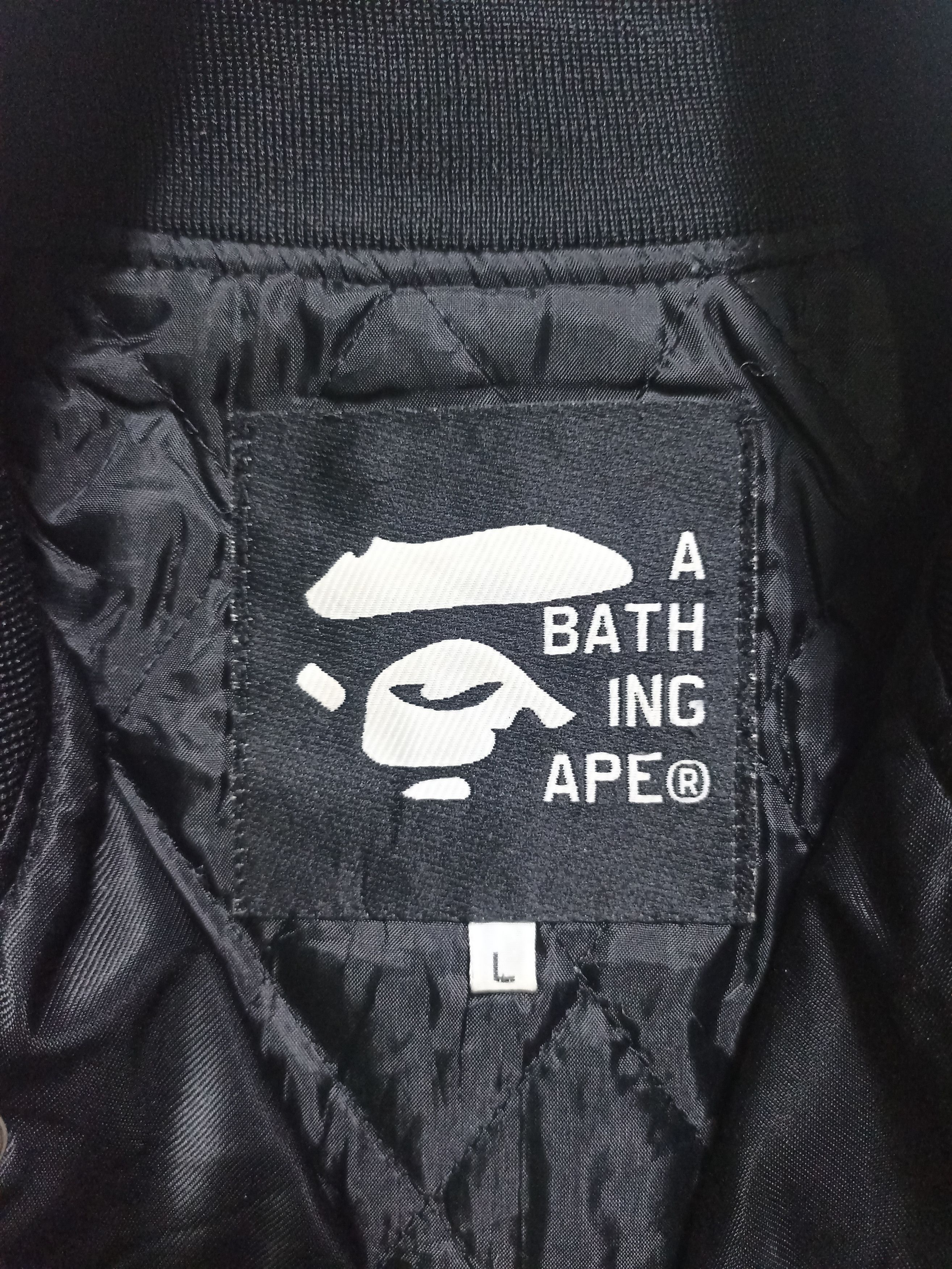Bape OG Bape Embroidered Ape Logo Varsity Bomber Jacket size L Size US L / EU 52-54 / 3 - 6 Thumbnail