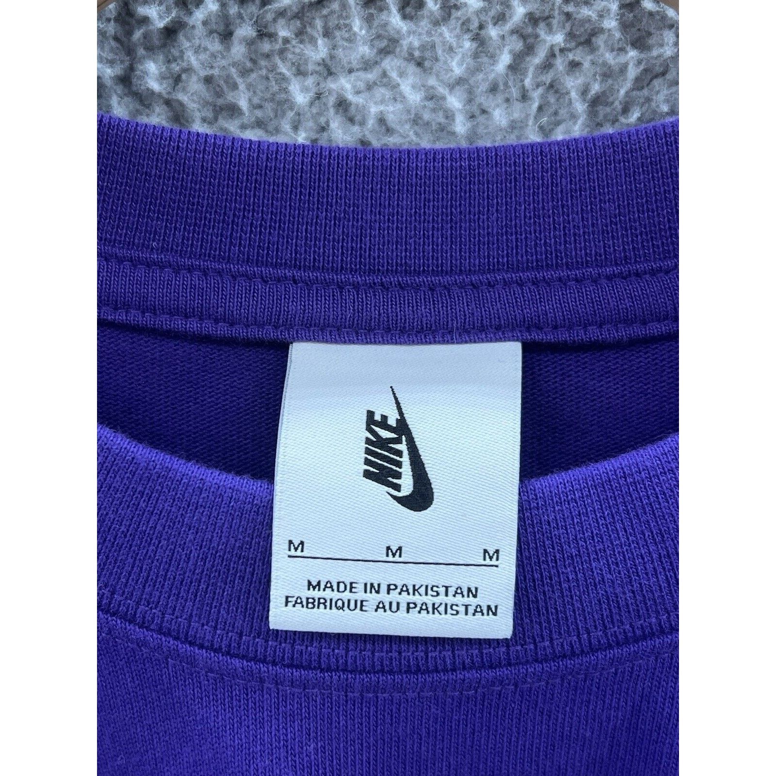 Nike Nike Solo Swoosh Purple Long Sleeve Size Medium DX0884-504 Size US M / EU 48-50 / 2 - 3 Thumbnail