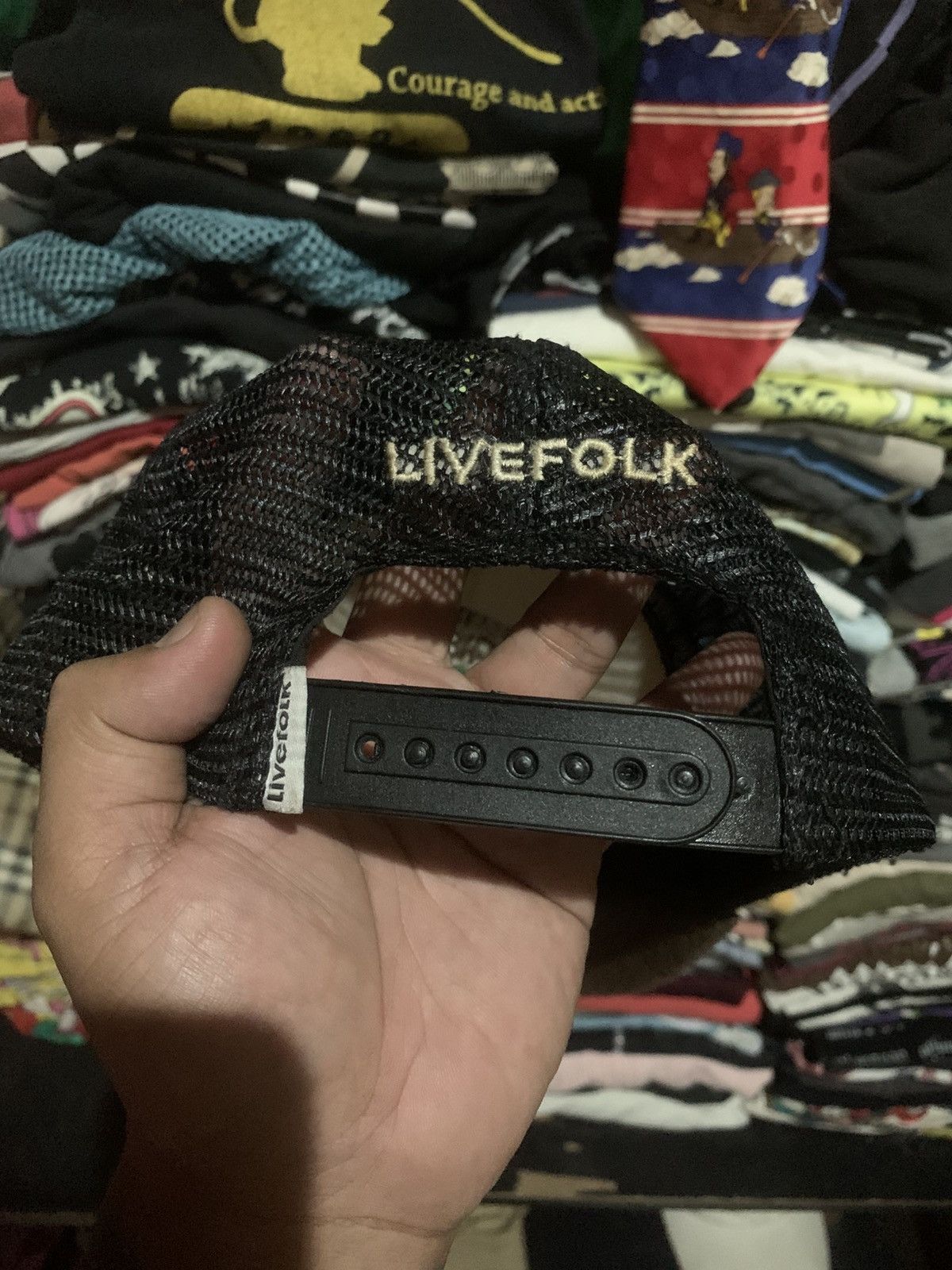 Japanese Brand LiveFolk ‘TOUCHTHE GRASS’ Trucker Hat Size ONE SIZE - 5 Thumbnail