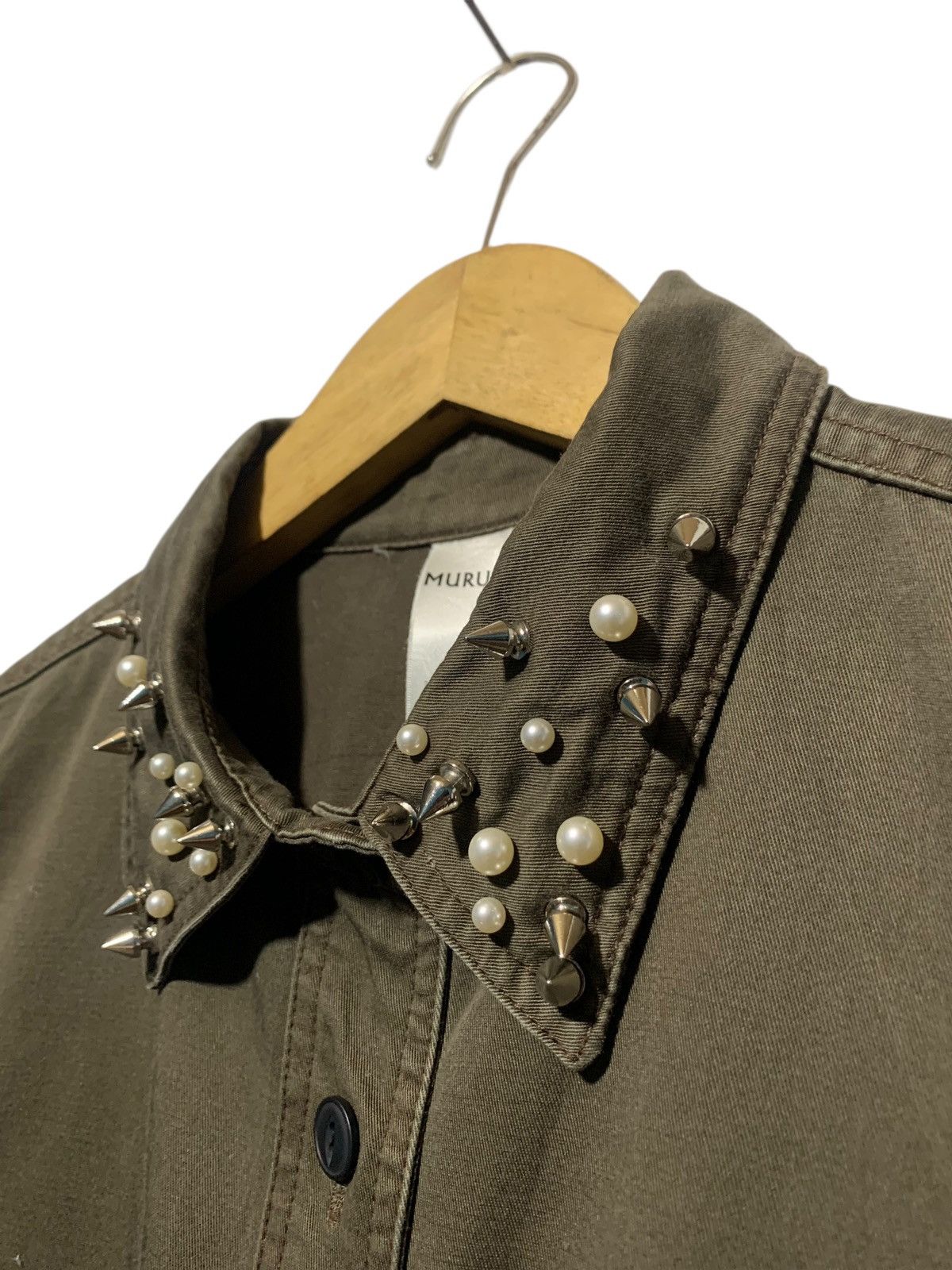 If Six Was Nine × Japanese Brand × Le Grande Bleu (L.G.B.) Y2k Murua by Mark styler studded spike pearl backprint shirt Size US M / EU 48-50 / 2 - 5 Thumbnail