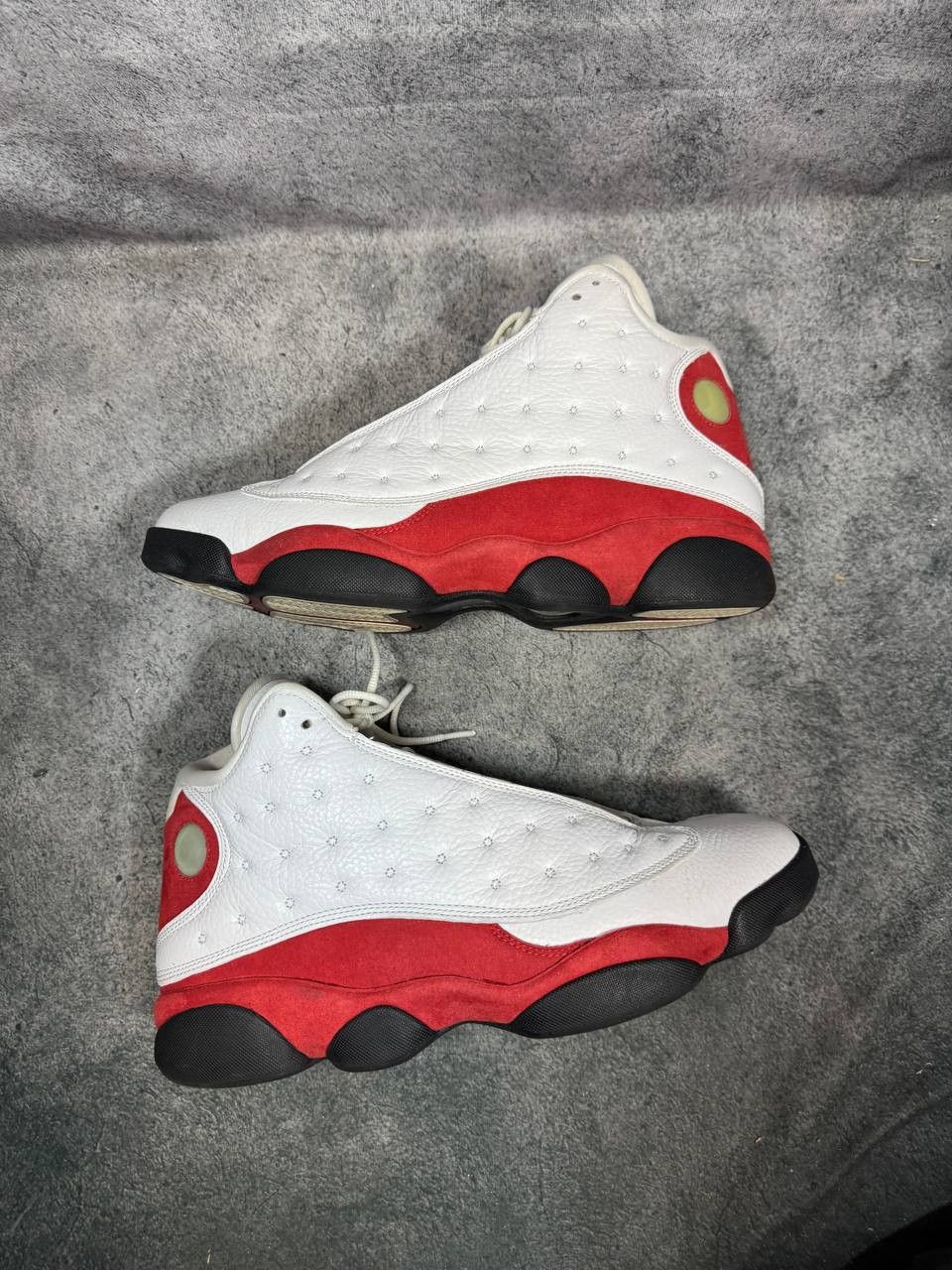 Jordan Brand Size 12 | Jordan 13 Chicago With Box | Pre-Owned Size US 12 / EU 45 - 9 Thumbnail