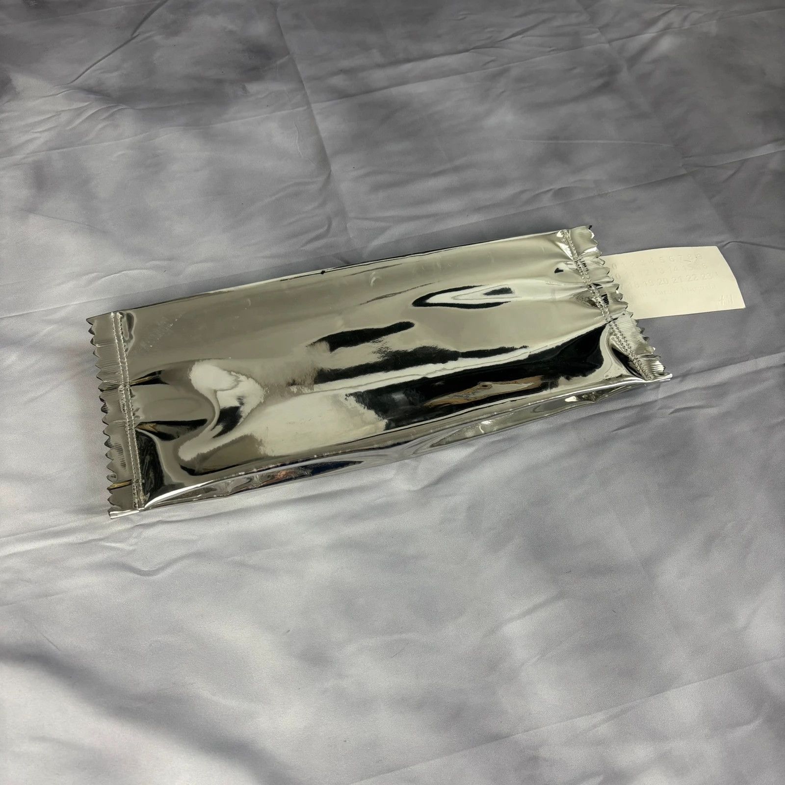 H&M × Maison Margiela Maison Margiela x H&M candy clutch Size ONE SIZE - 1 Thumbnail