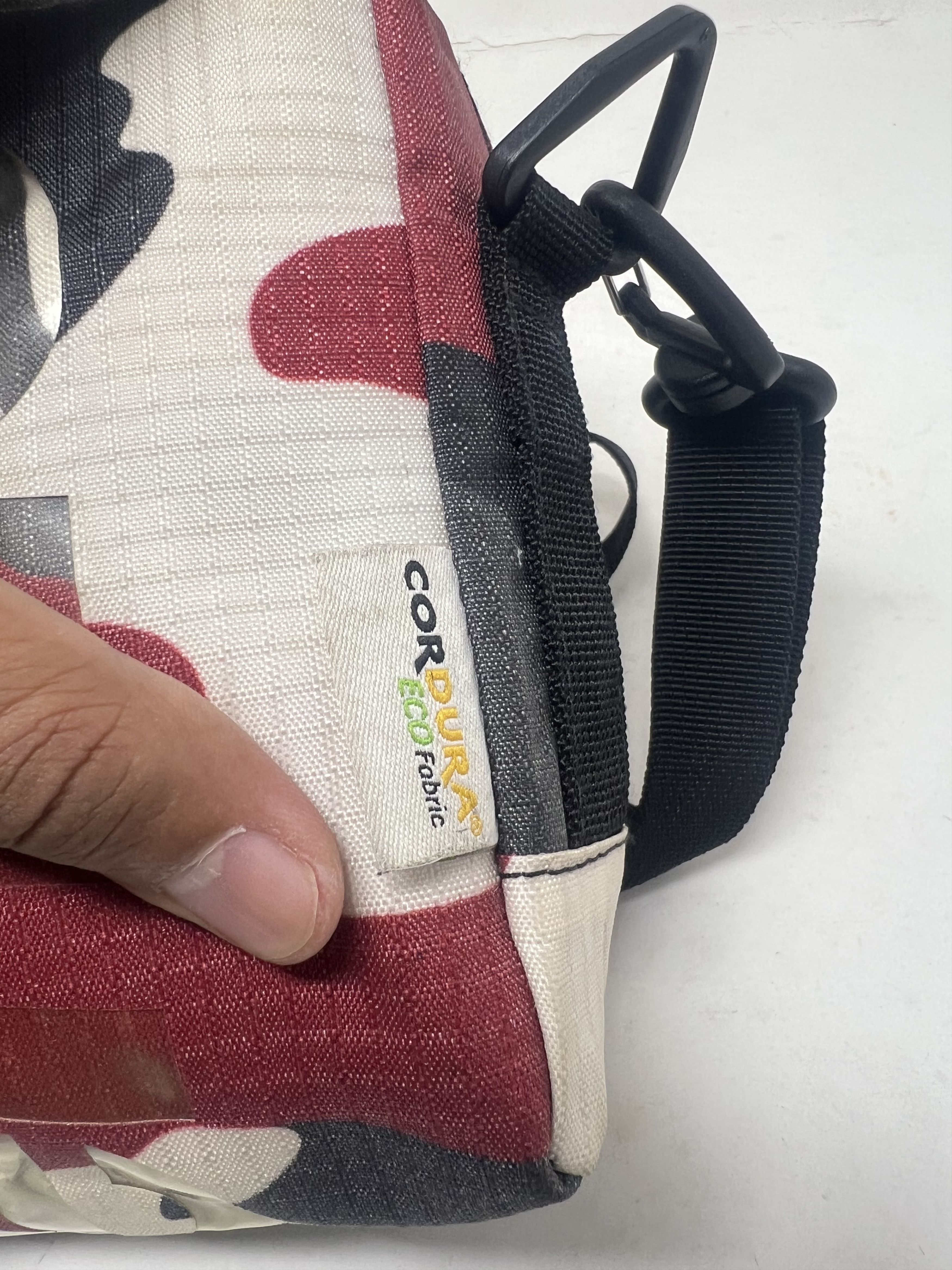 Supreme Supreme Neck Pouch Camo Size ONE SIZE - 15 Thumbnail