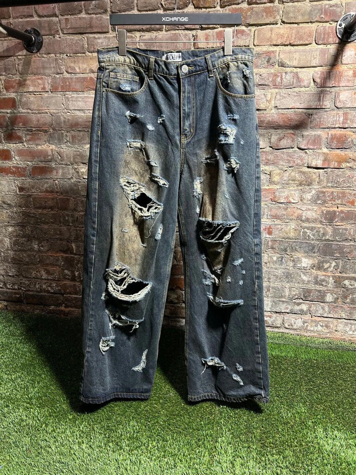 Vale Mud Wash Distressed Denim Sz. 34