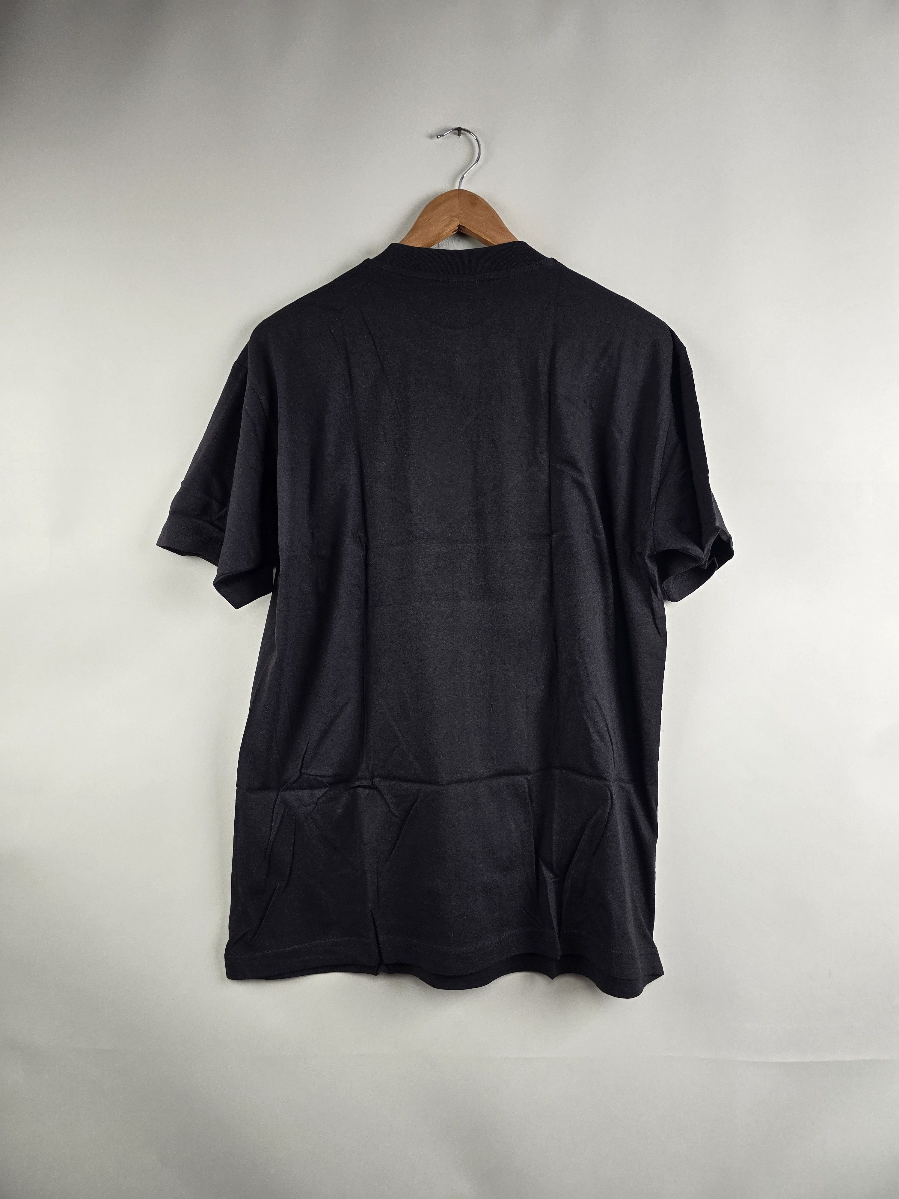 Anime × Vintage 2000 Saint Seiya The Hades Chapter Anime Tee L 21.5" 29" Size US L / EU 52-54 / 3 - 6 Thumbnail