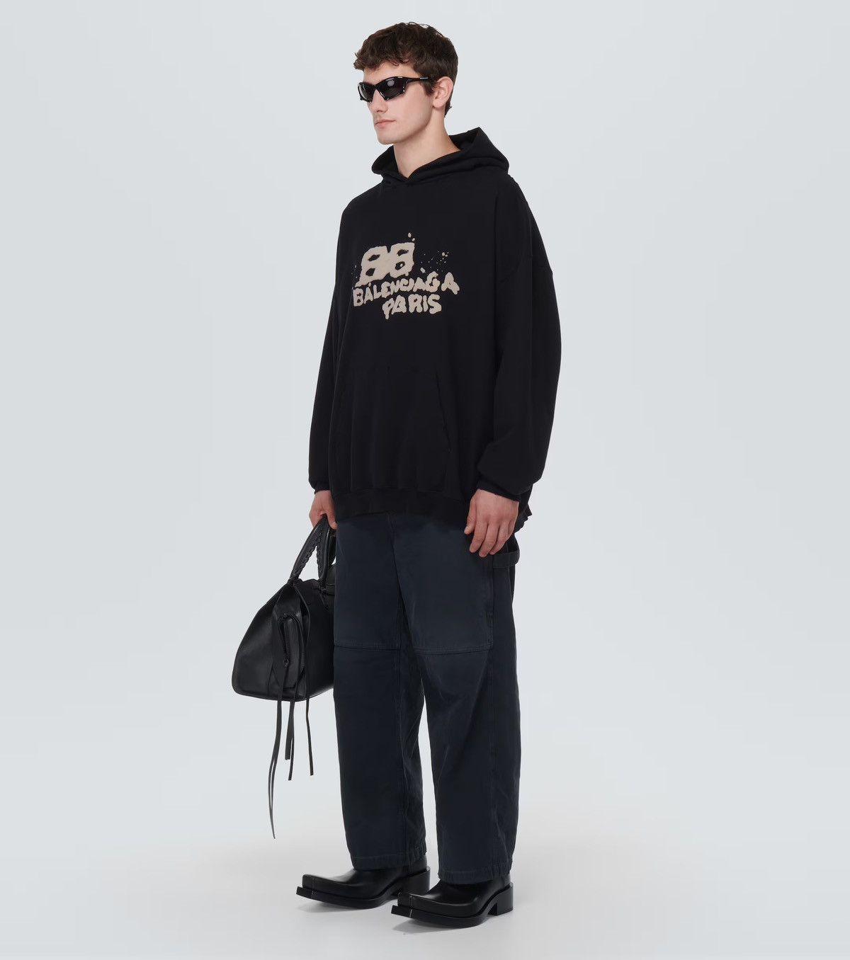 Balenciaga Balenciaga Fall23 Cropped skater pants Size US 28 / EU 44 - 13 Thumbnail