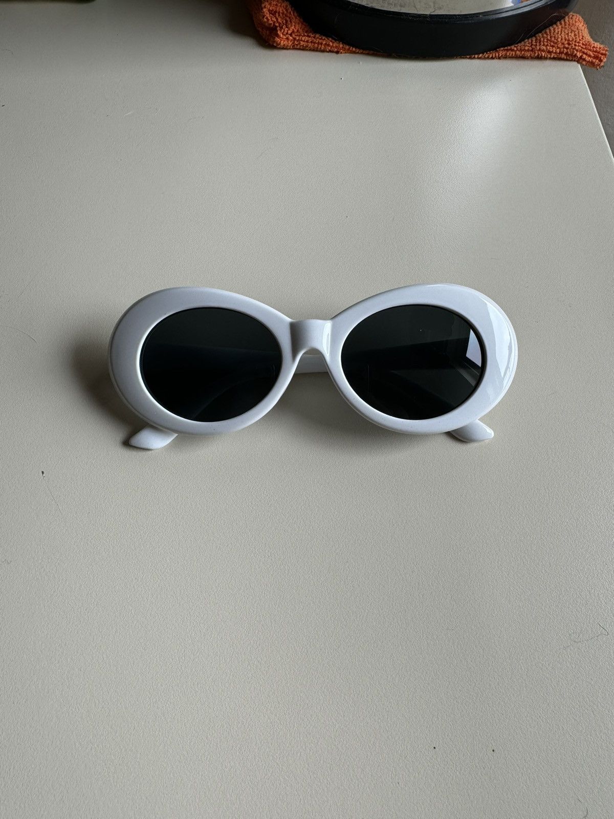 Vintage Clout Goggles Kurt Cobain Sunglasses white Size ONE SIZE - 1 Thumbnail